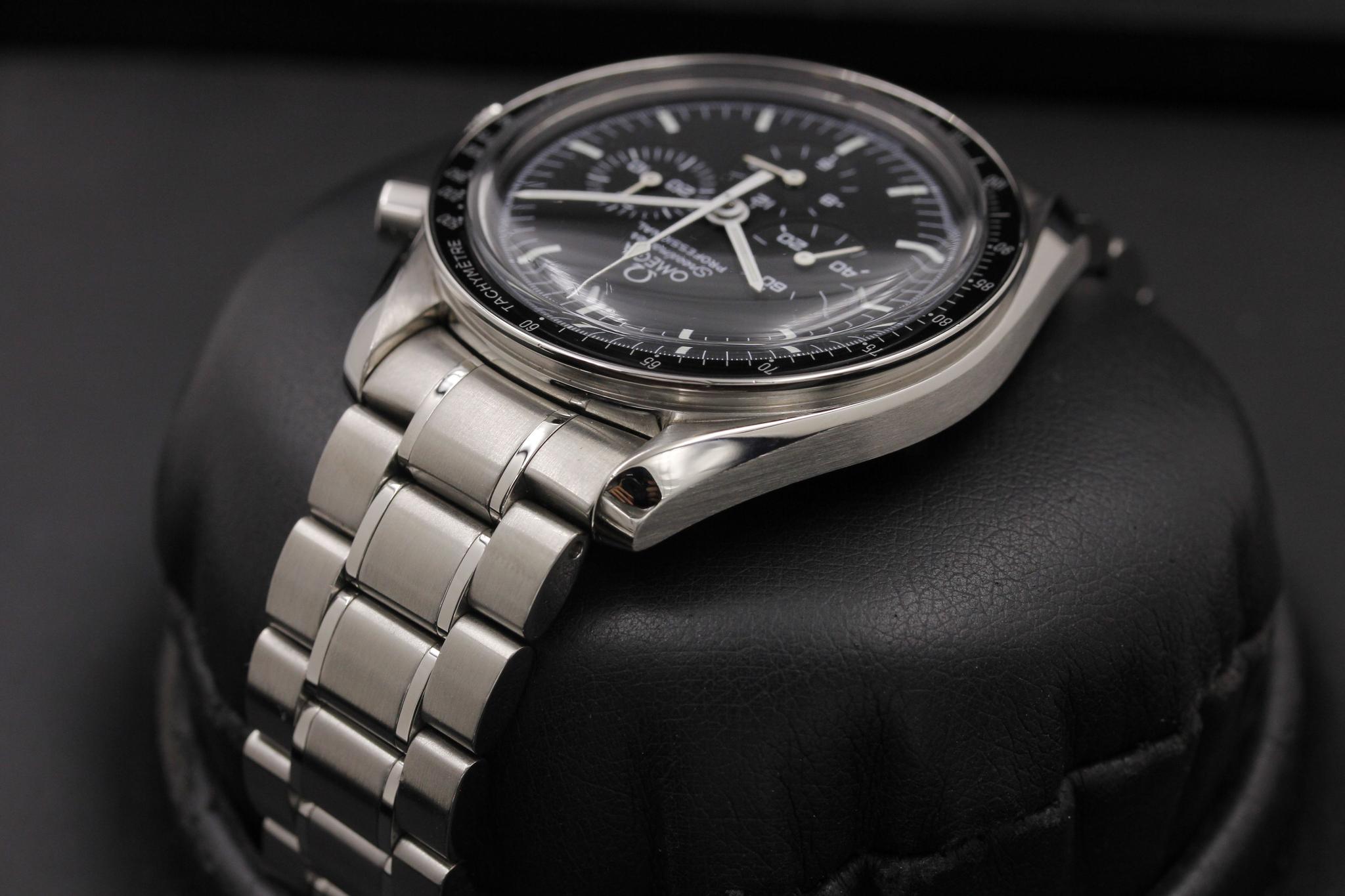 Watch Image 5
