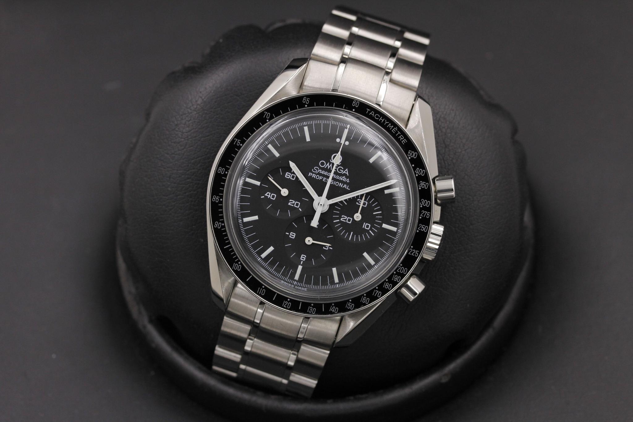 Watch Image 9