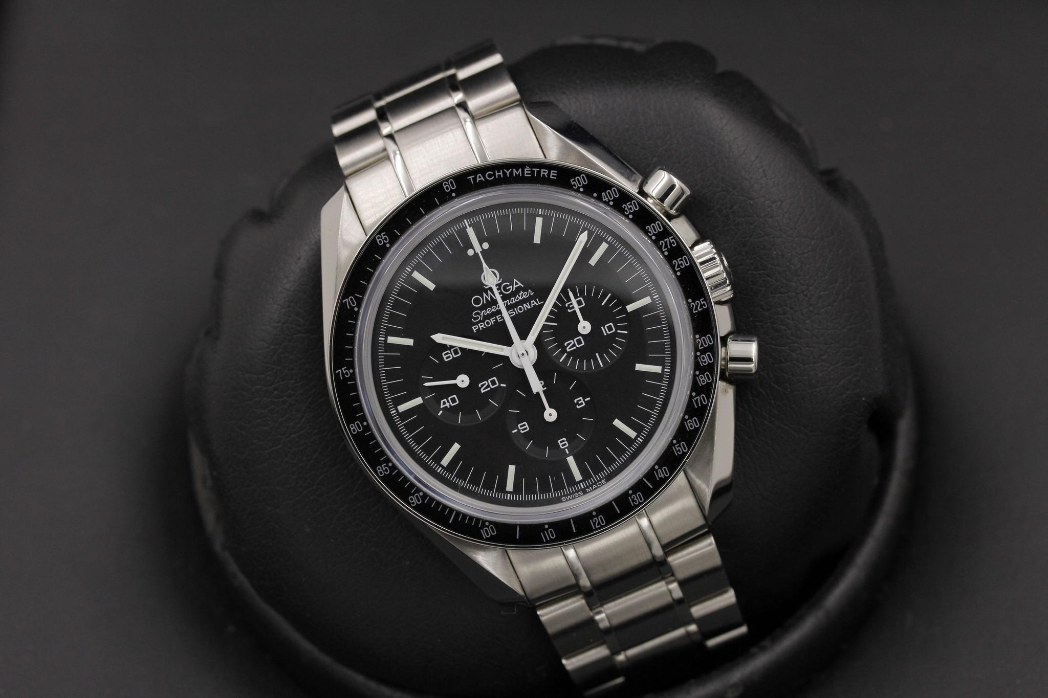 Watch Image 9