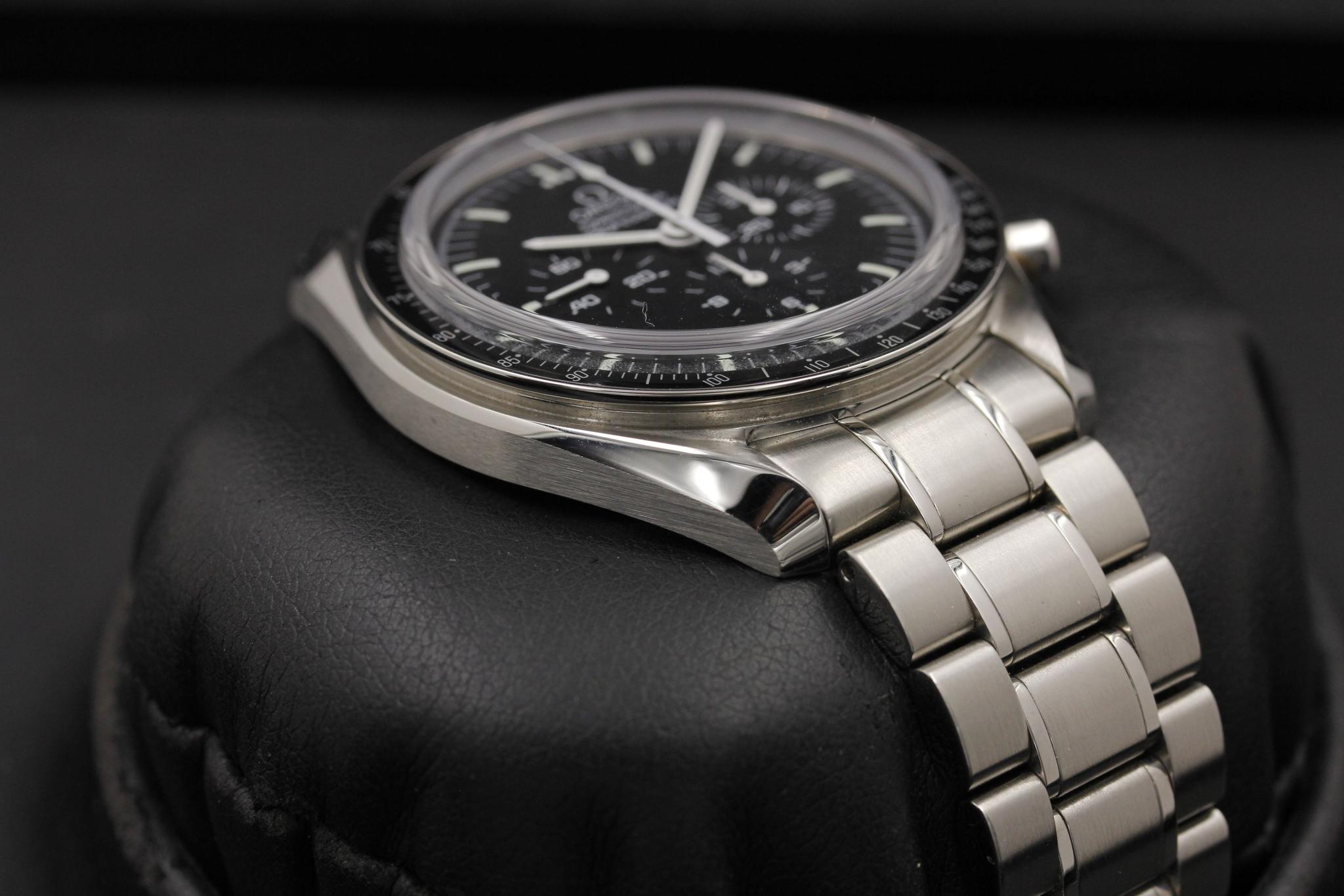 Watch Image 6
