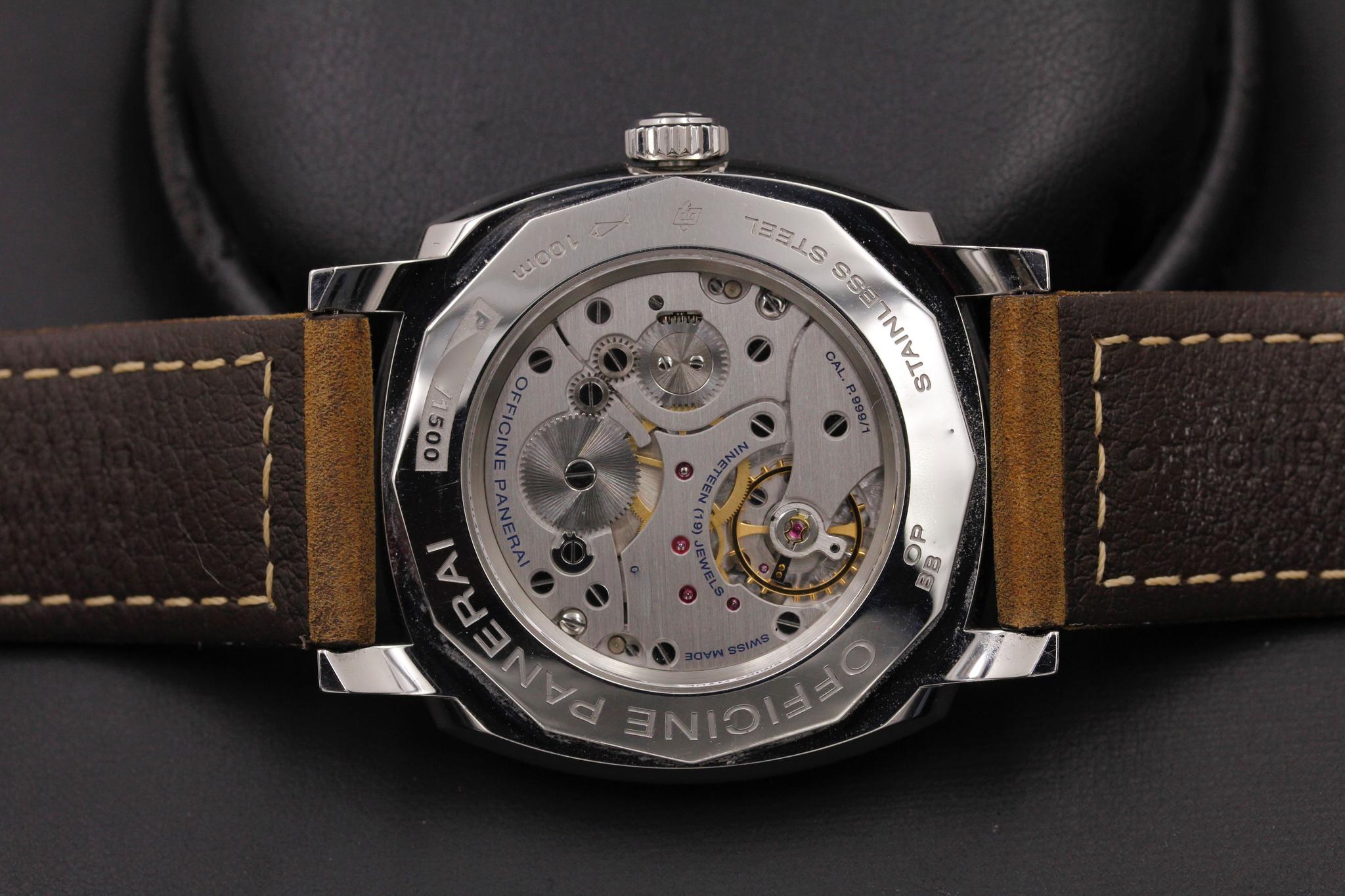Watch Image 7