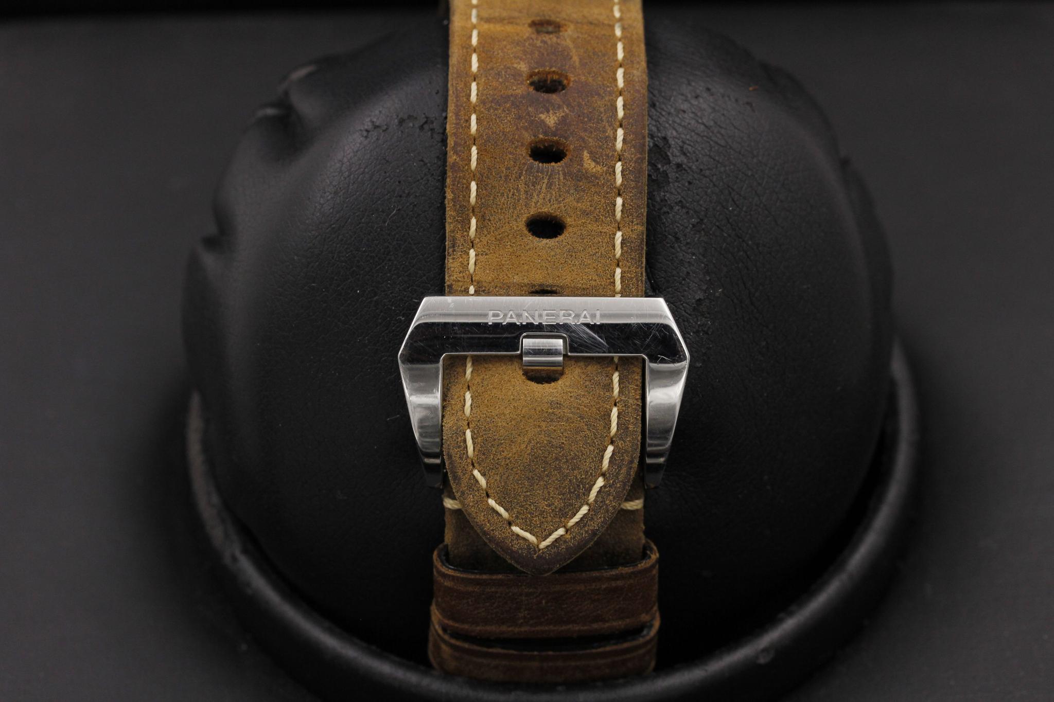 Watch Image 8