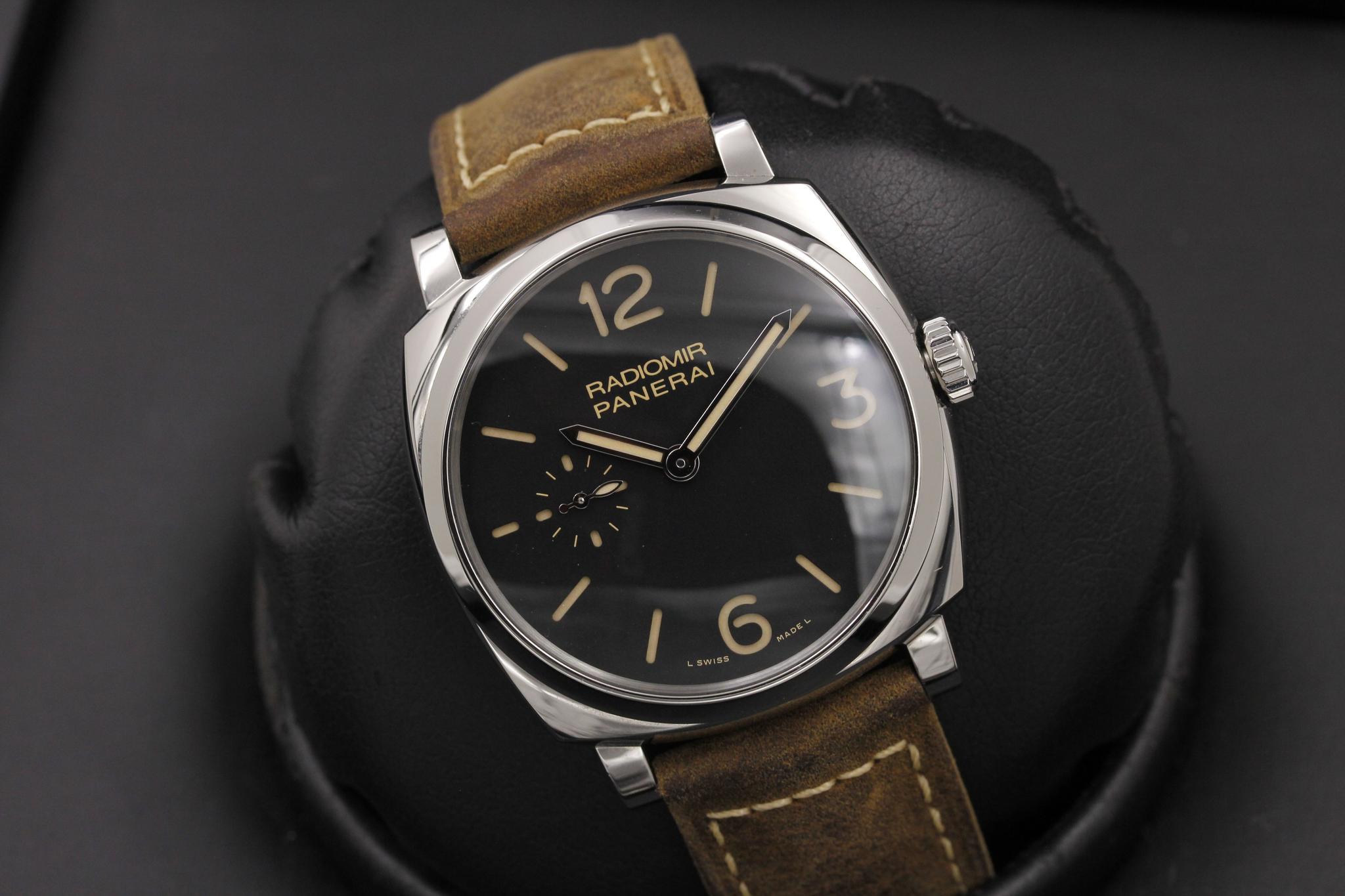 Watch Image 9