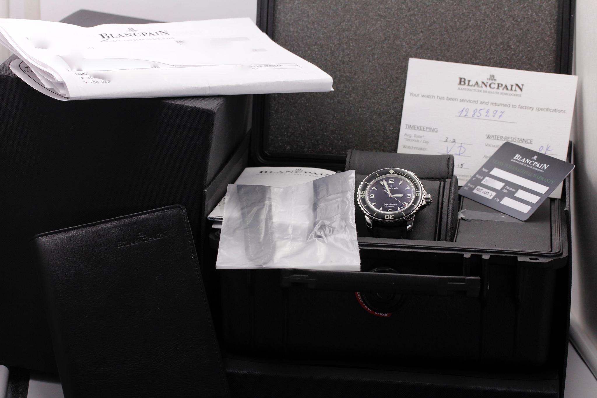 Watch Image 11