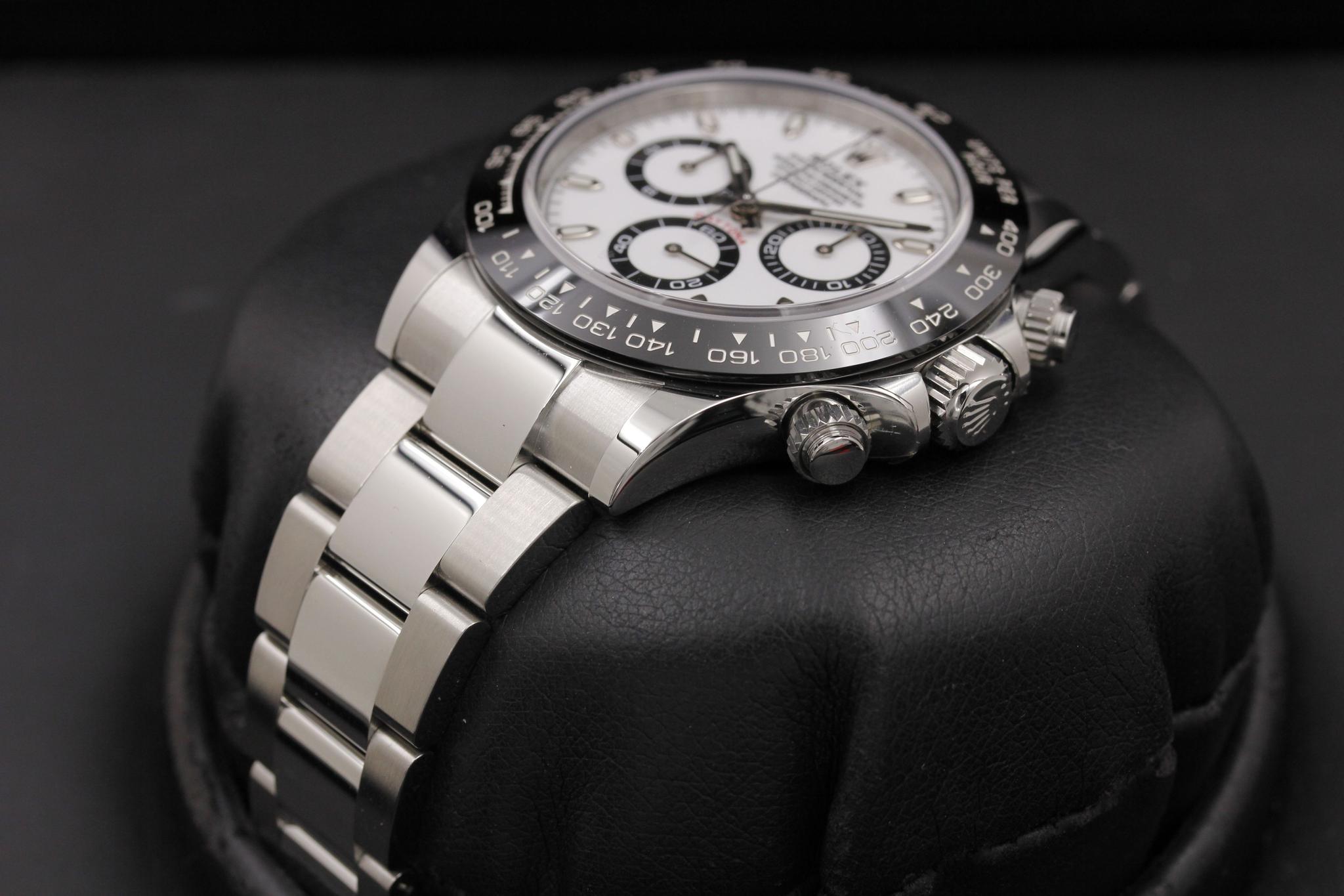 Watch Image 2