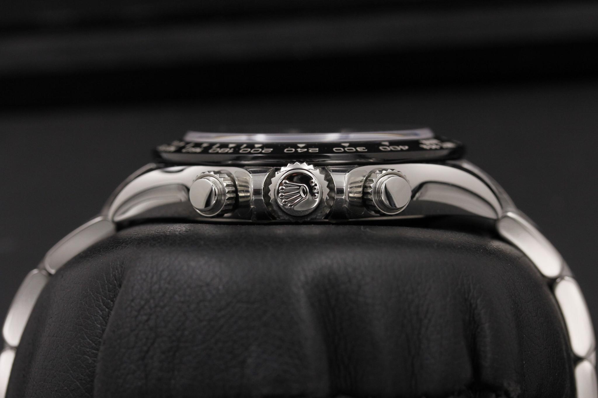 Watch Image 3