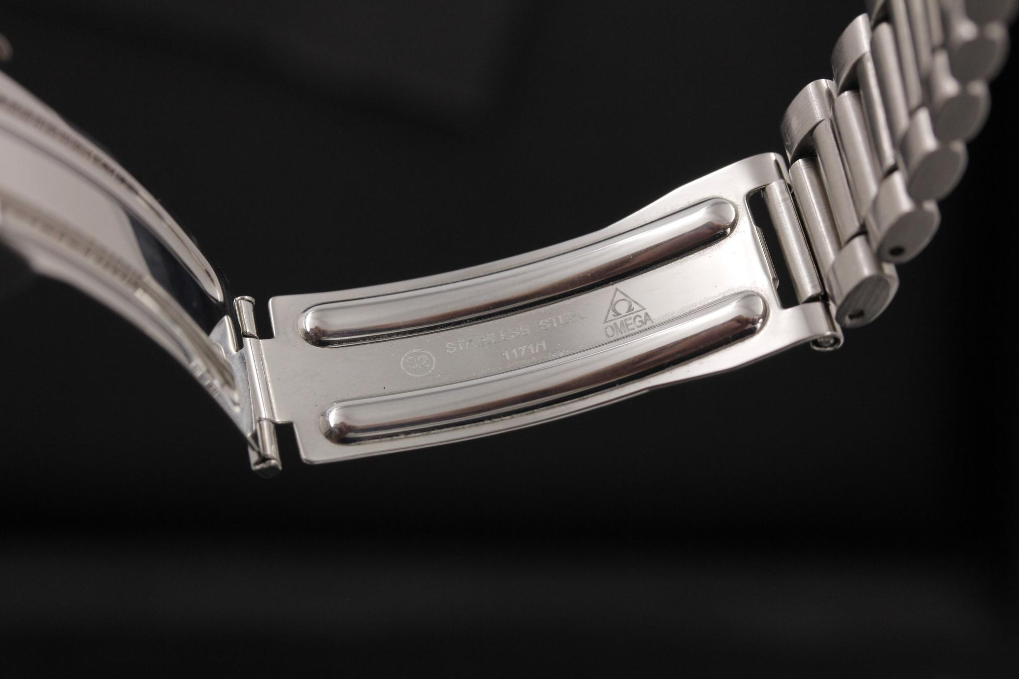 Watch Image 8