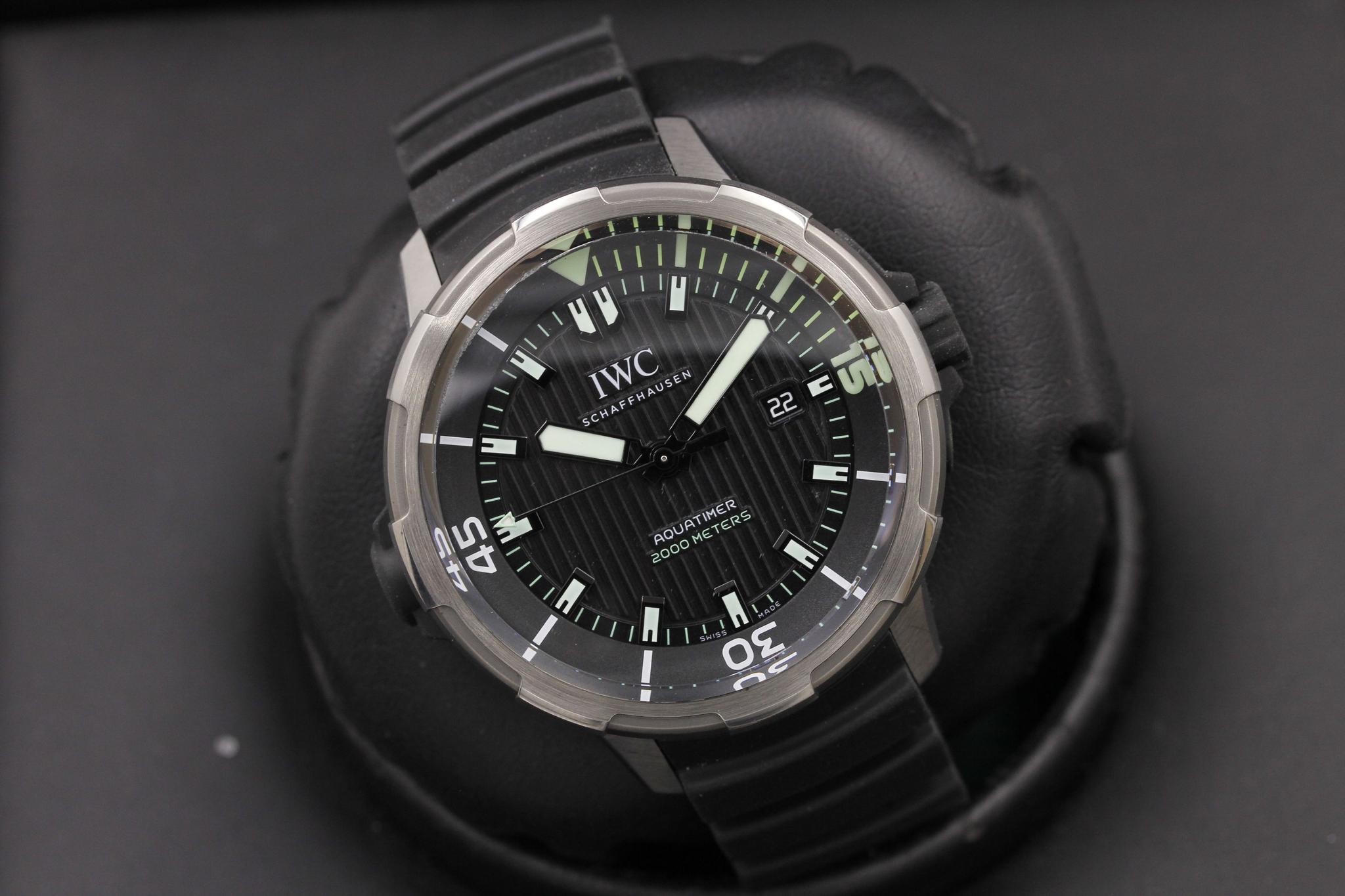 Watch Image 9