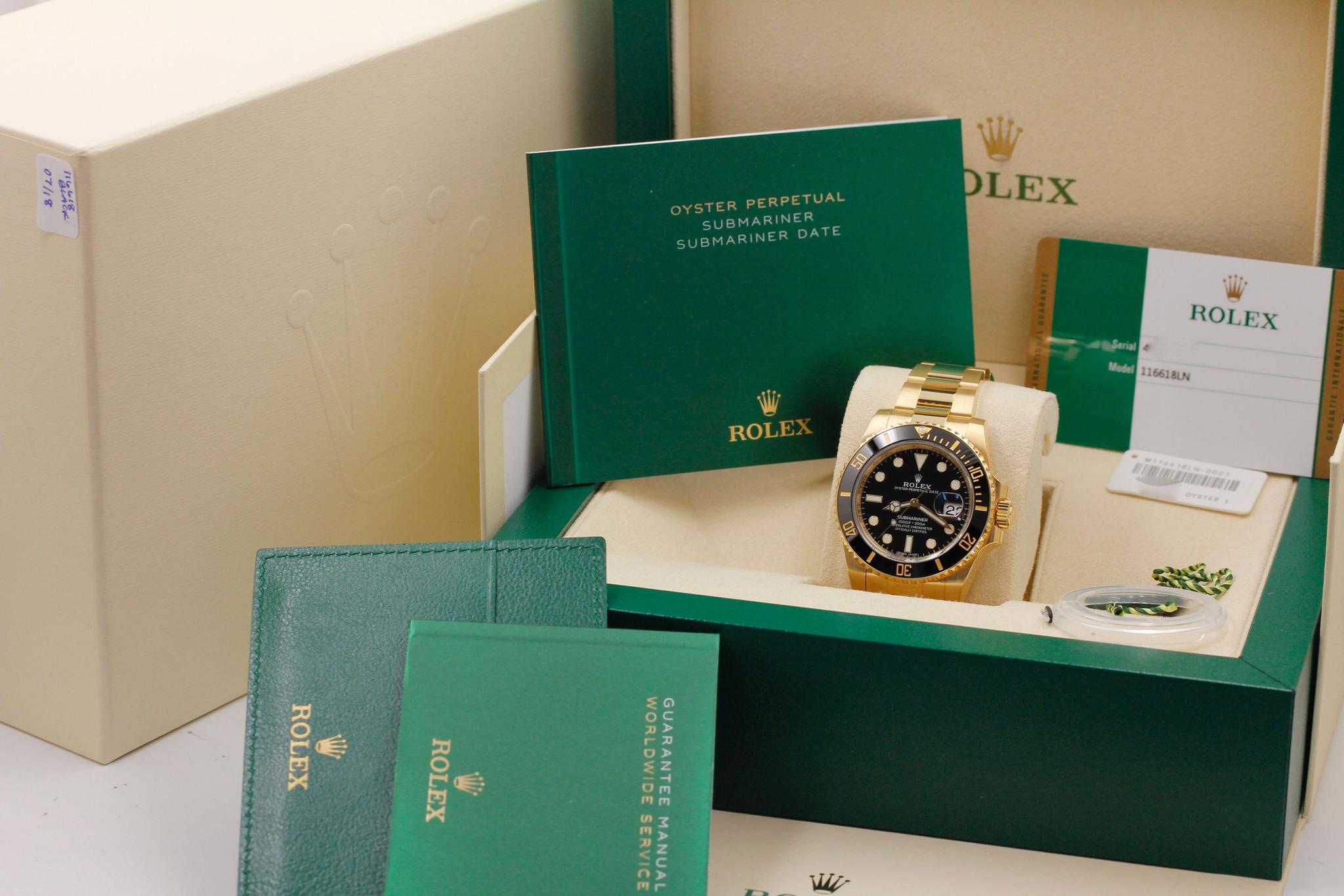 Watch Image 11