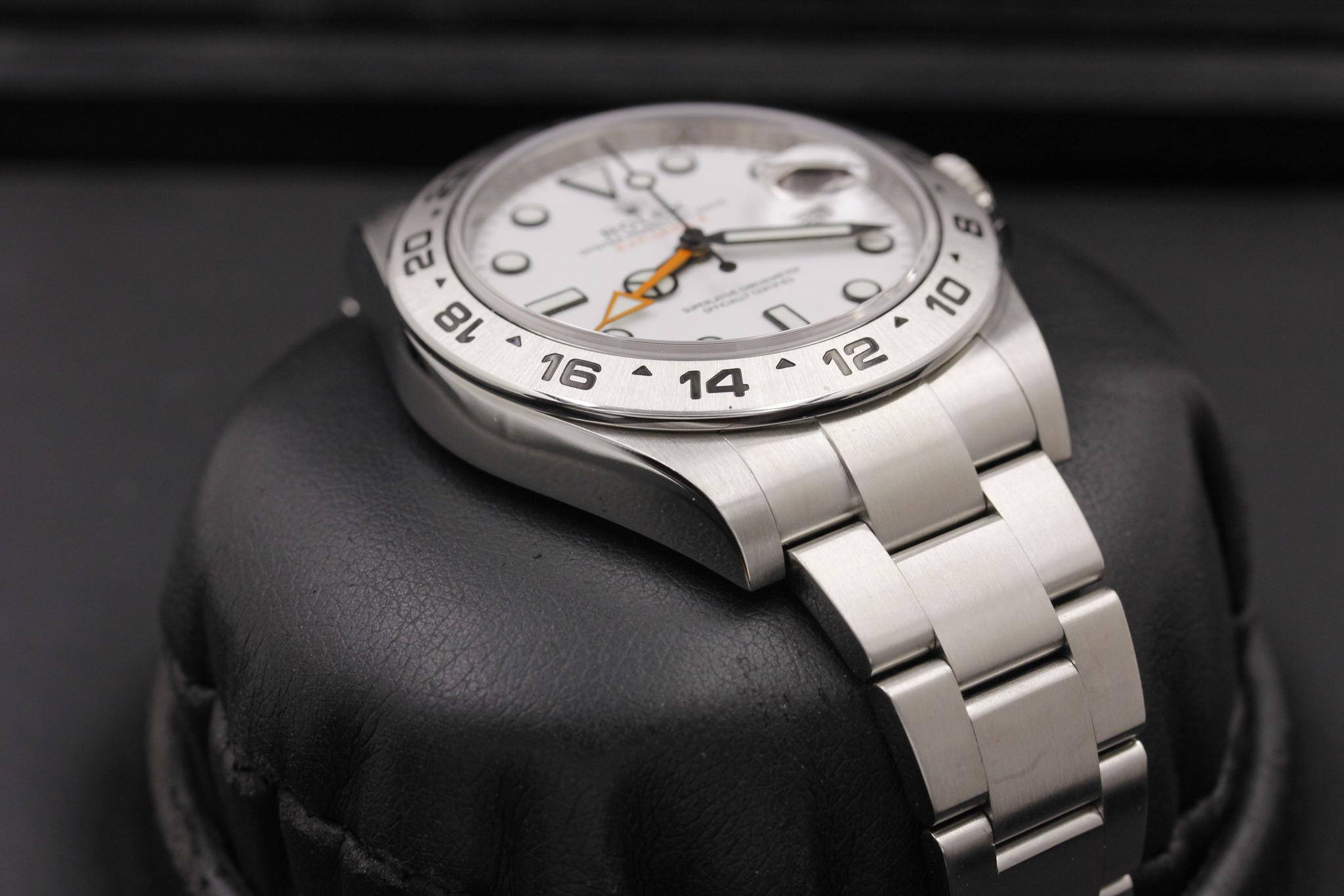 Watch Image 6