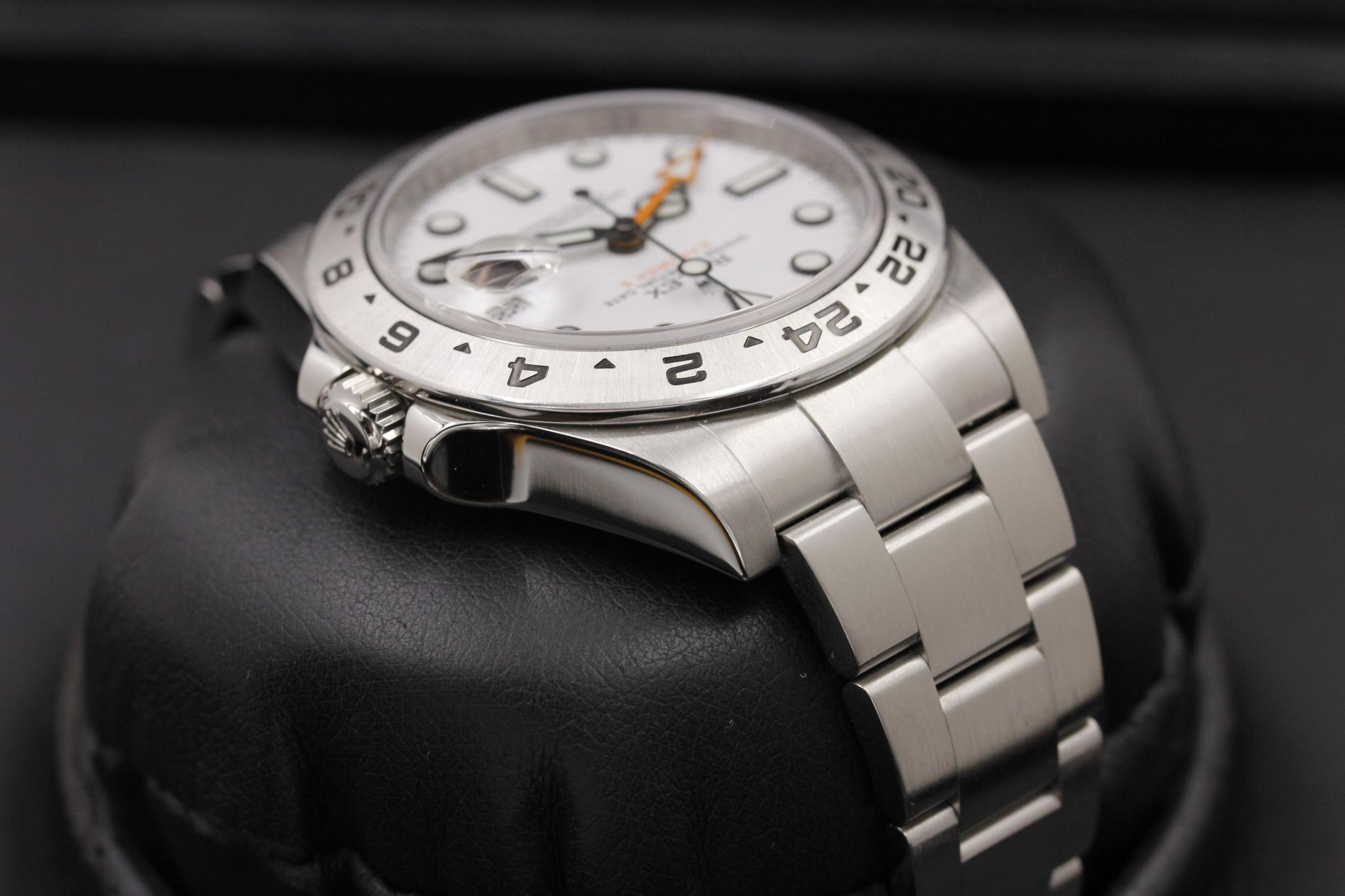 Watch Image 4
