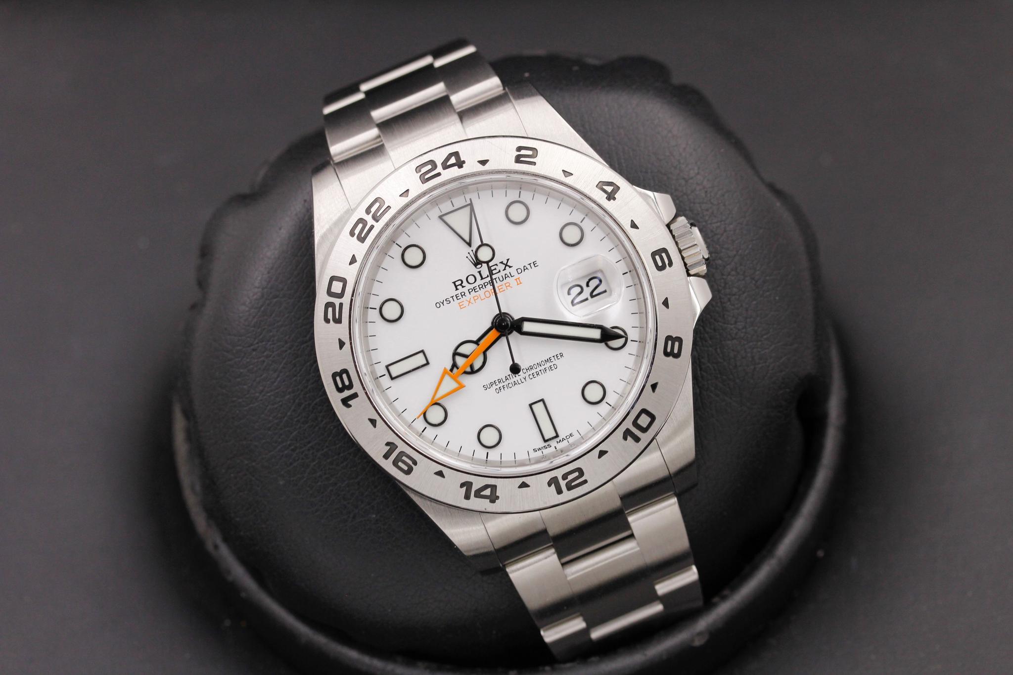 Watch Image 9