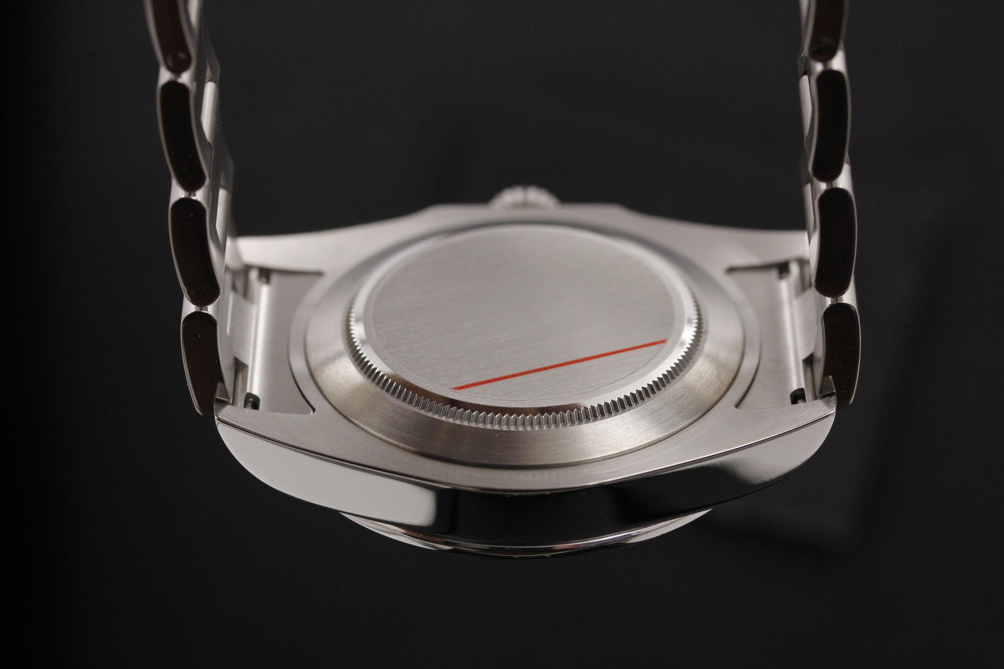 Watch Image 7