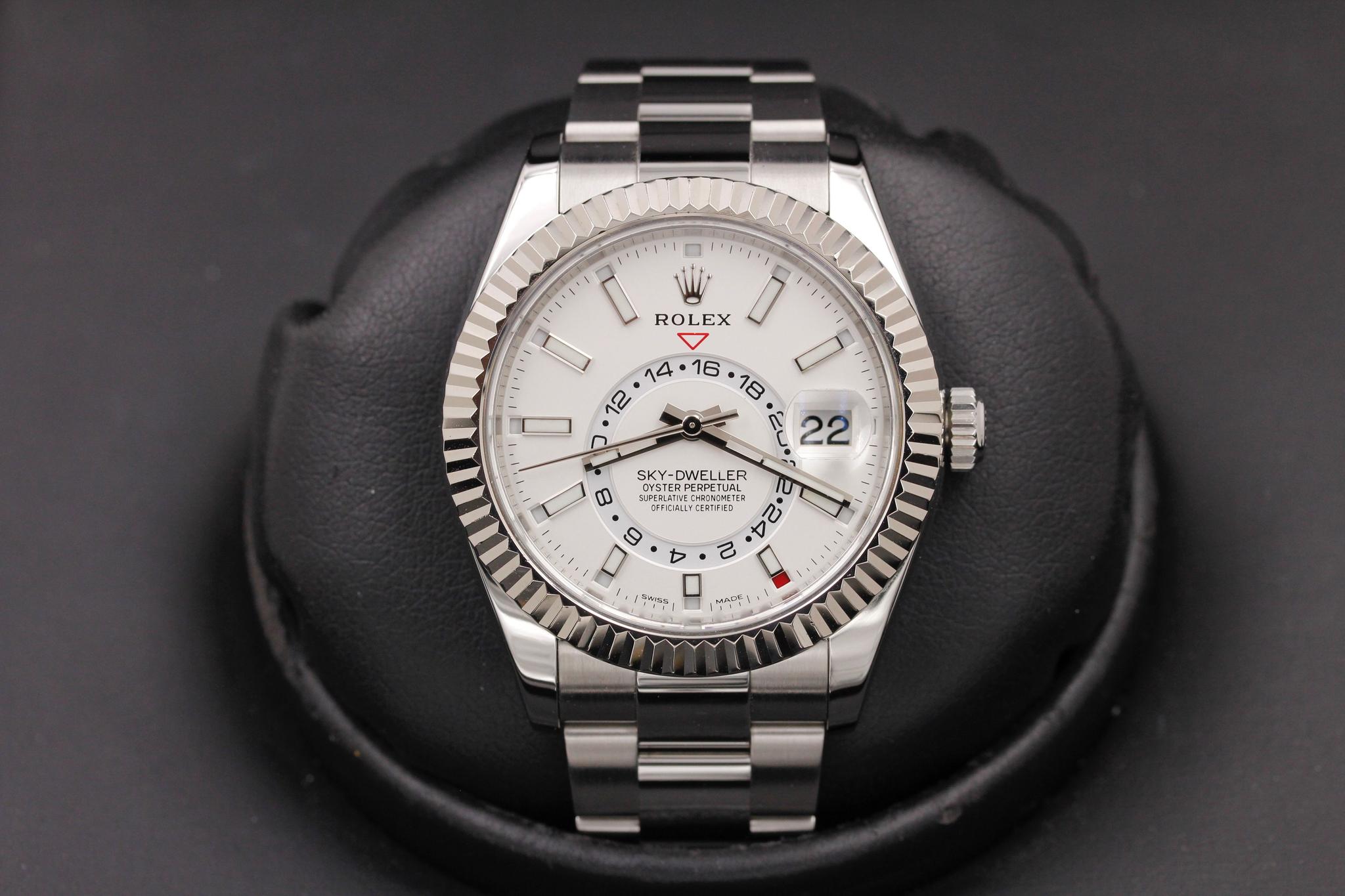 Watch Image 1