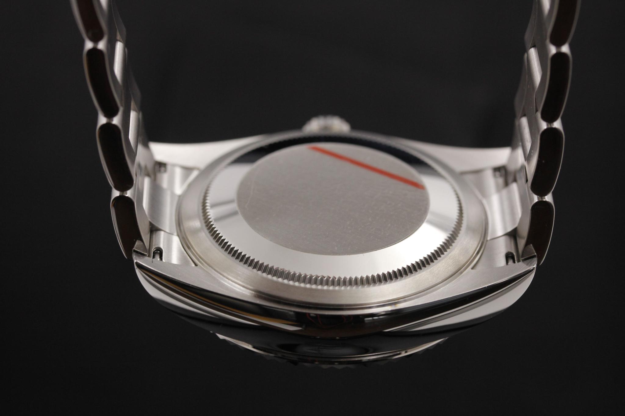 Watch Image 7