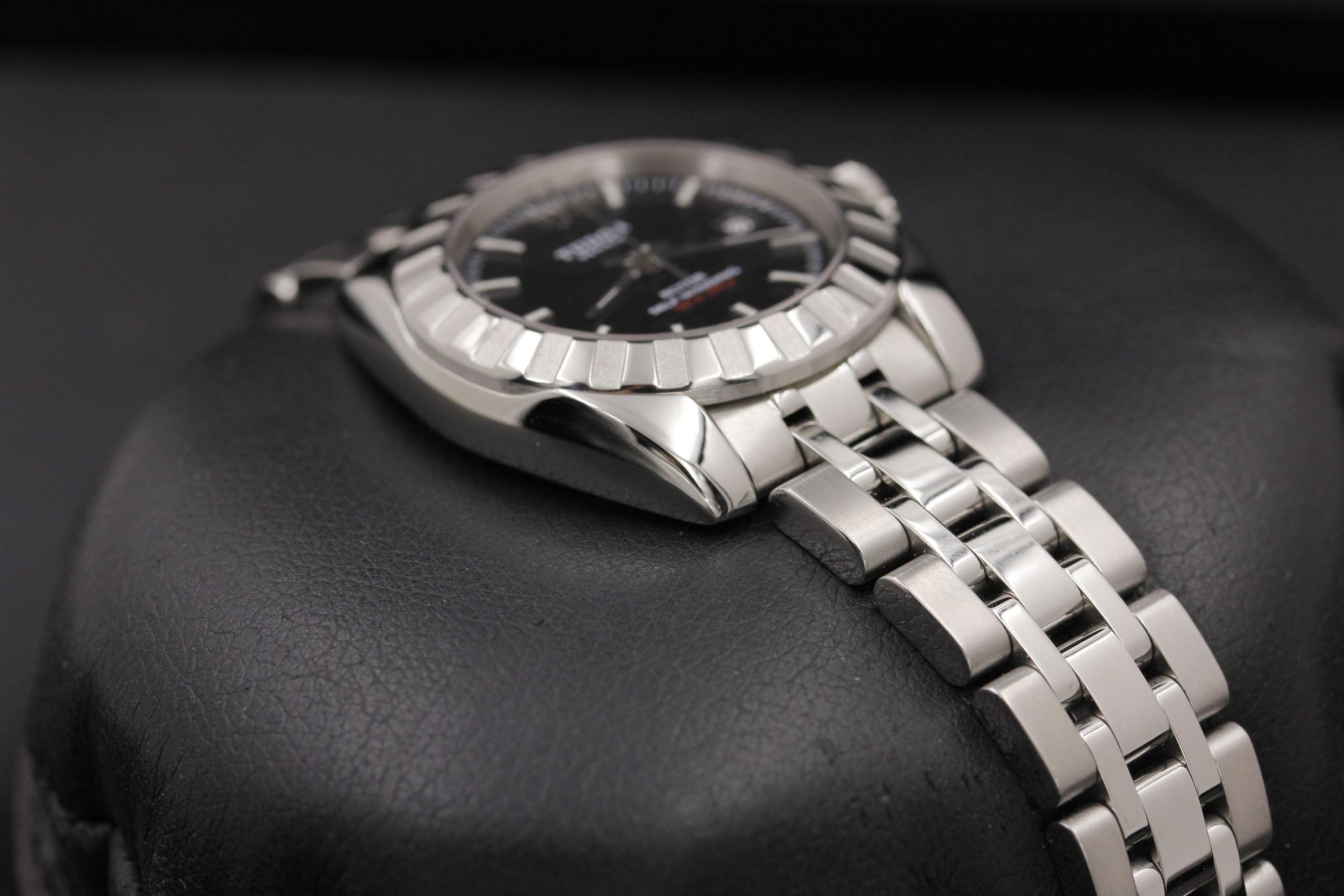 Watch Image 6