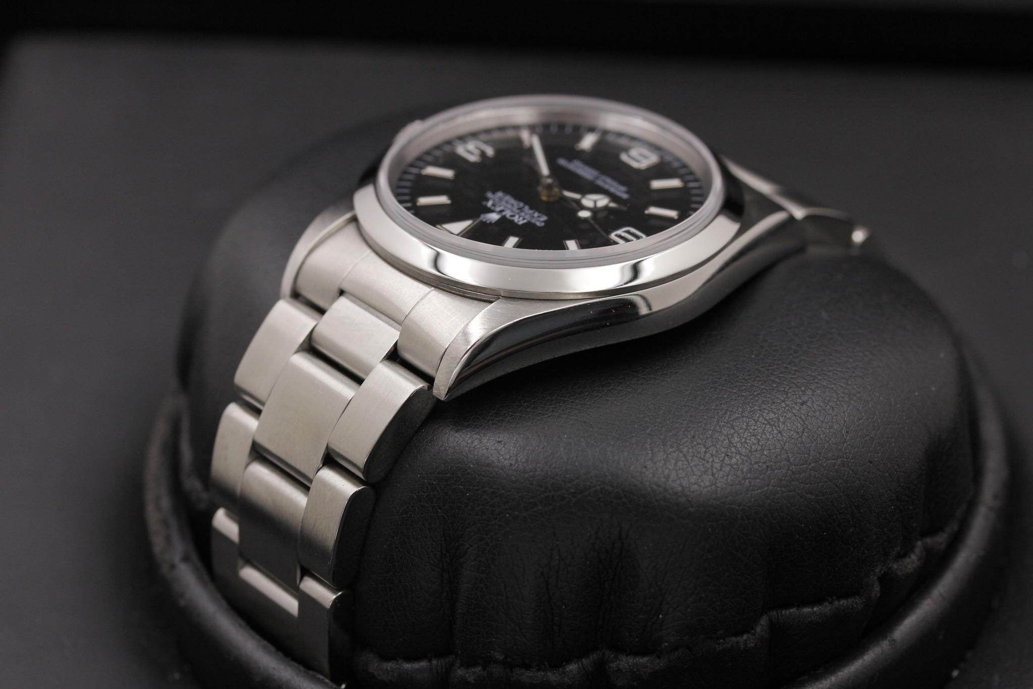 Watch Image 5