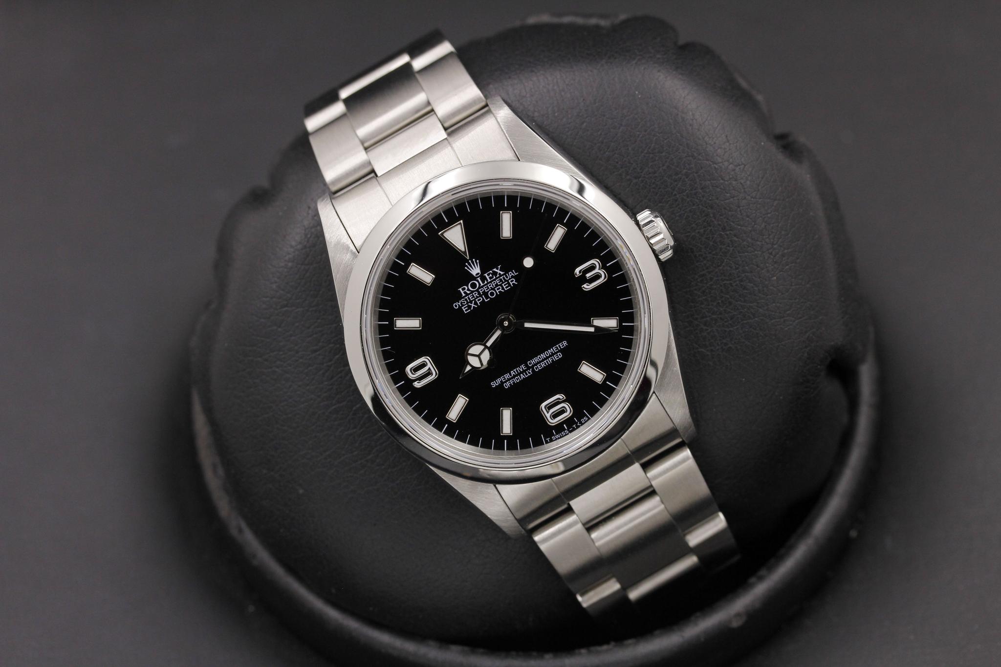 Watch Image 10