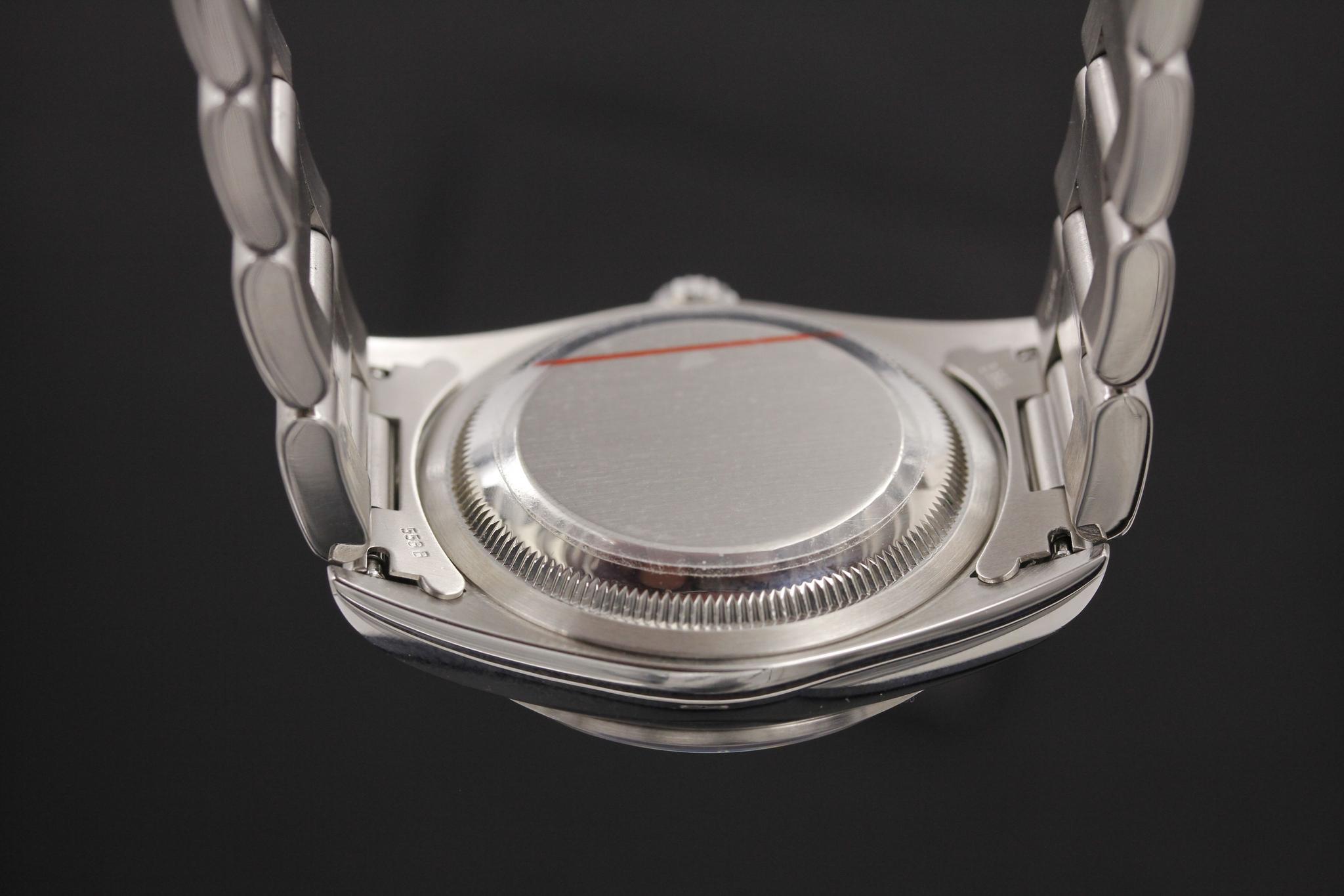Watch Image 7