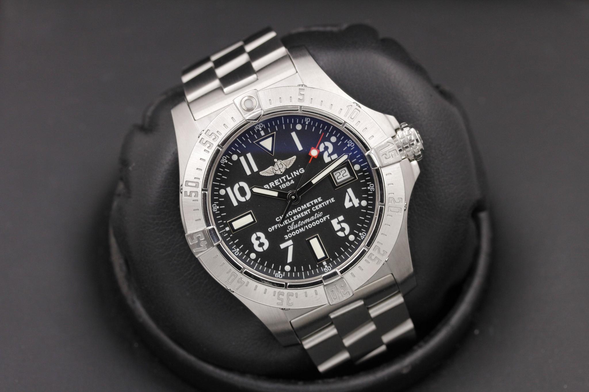 Watch Image 8