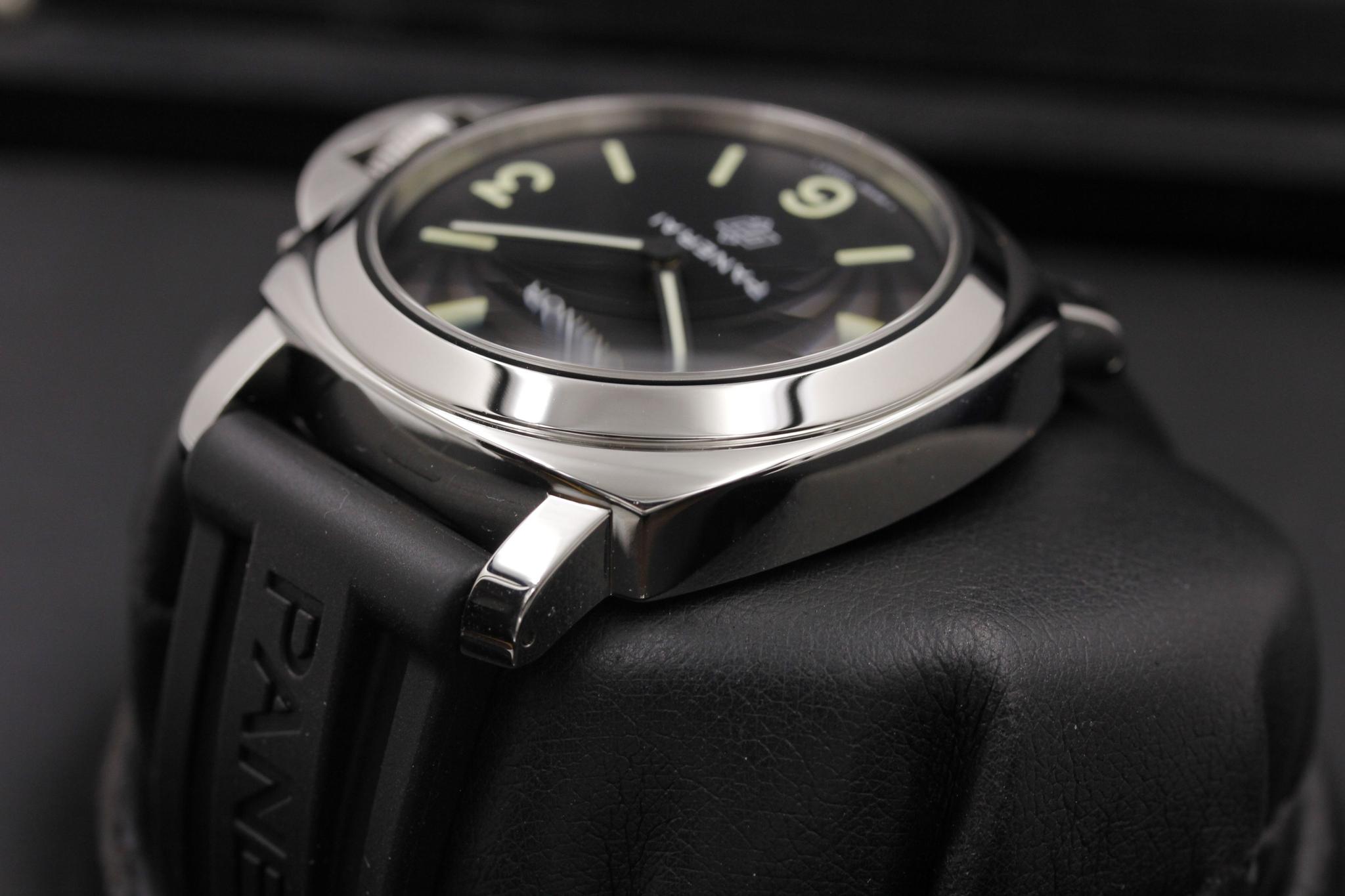 Watch Image 6
