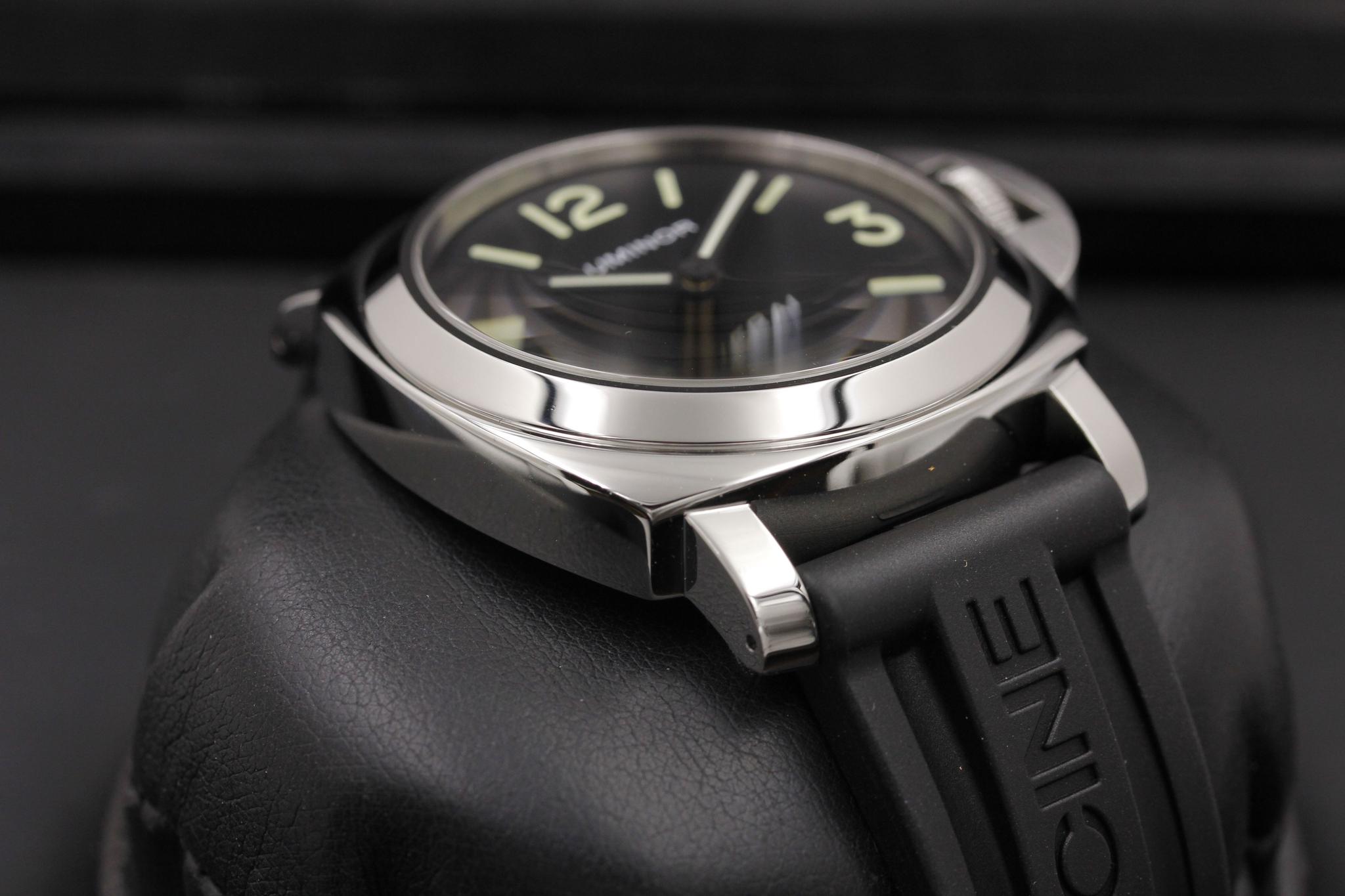 Watch Image 5