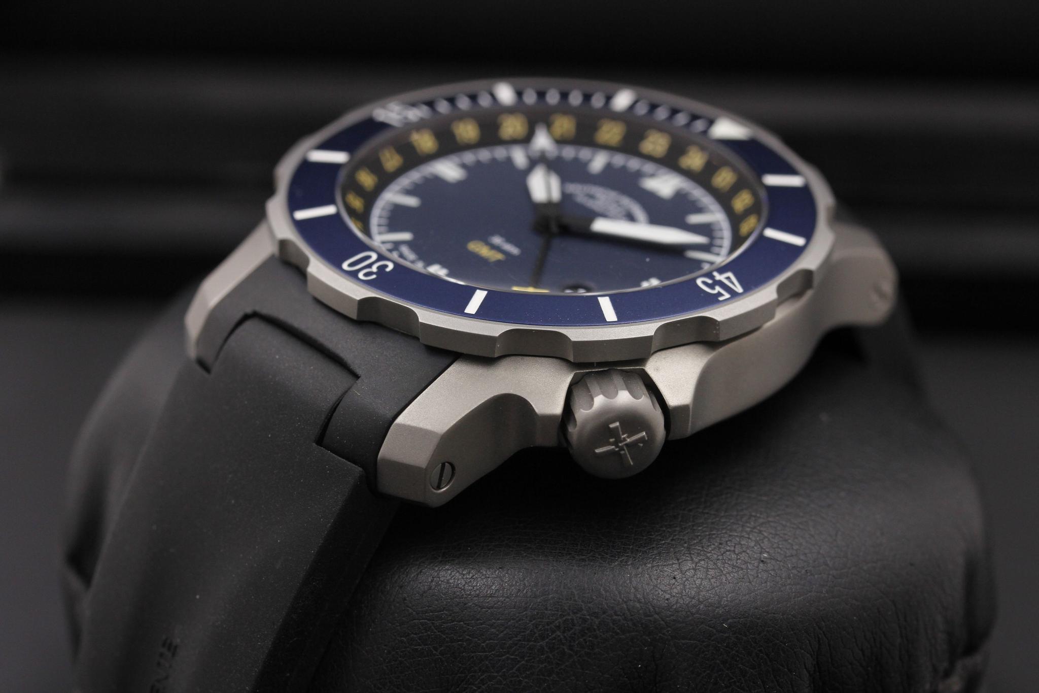 Watch Image 2
