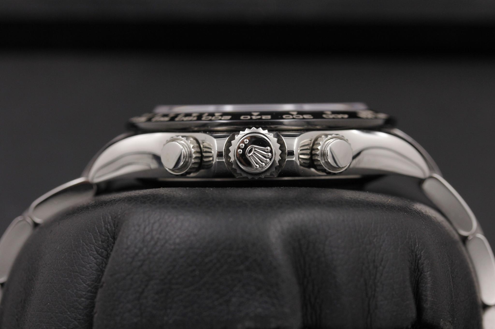 Watch Image 3