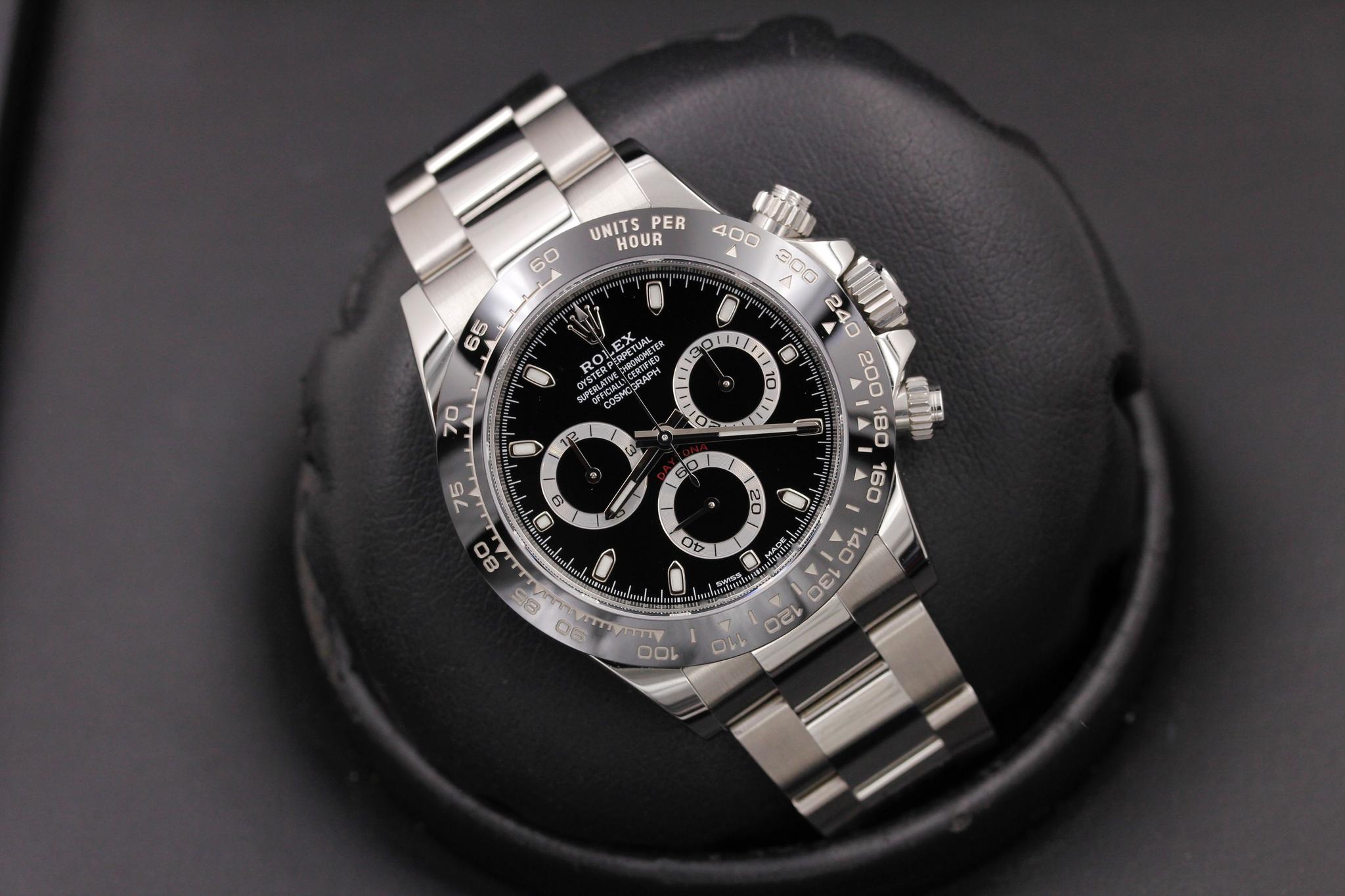 Watch Image 9