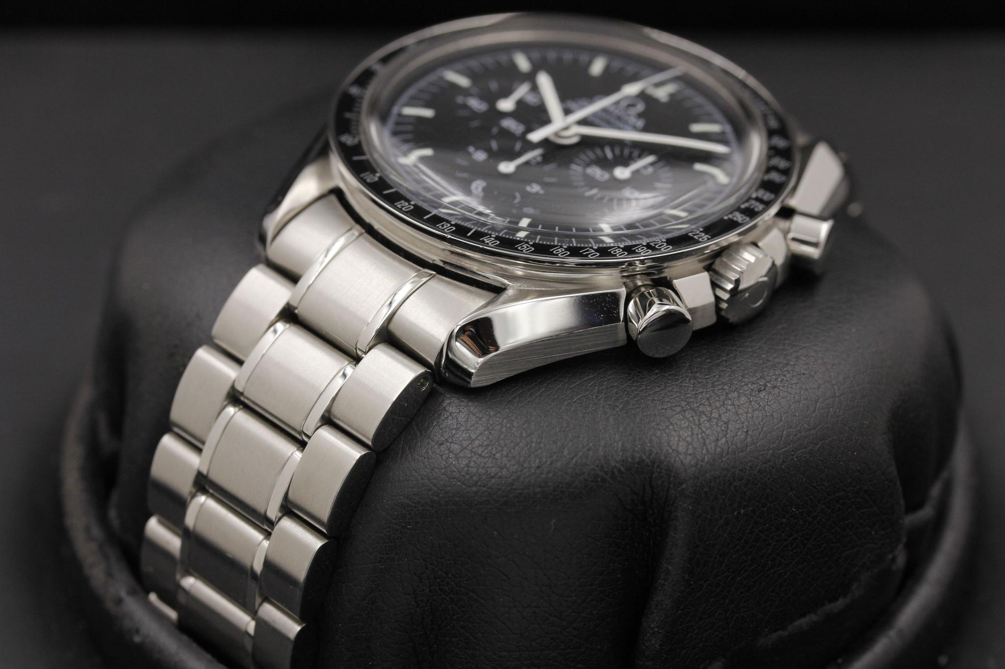 Watch Image 2