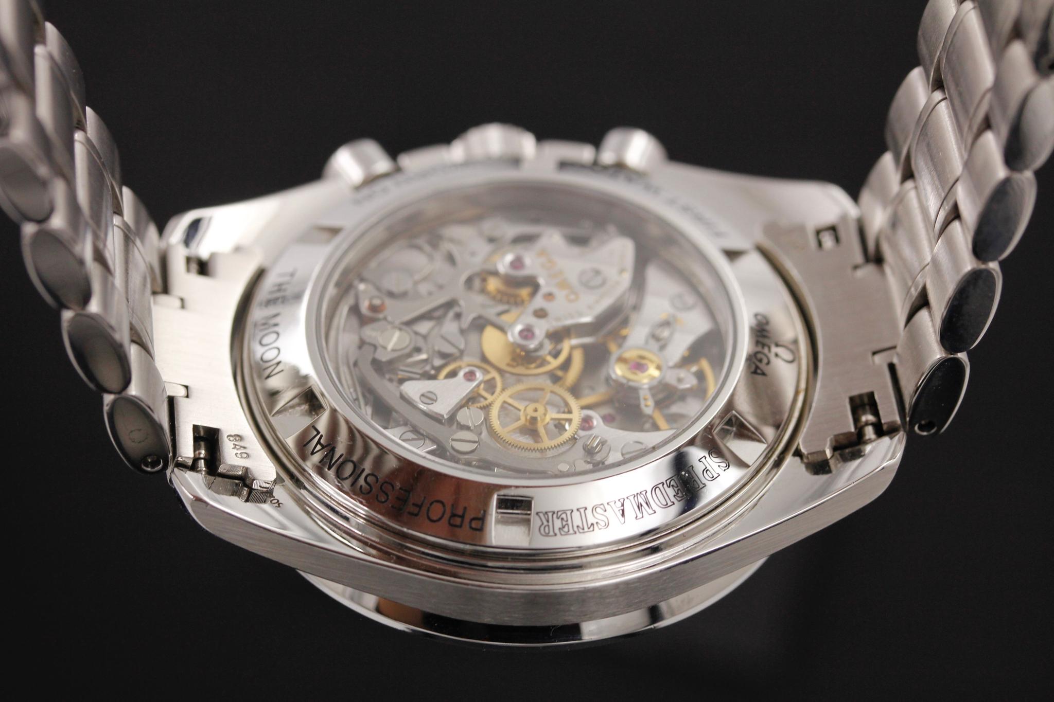 Watch Image 7