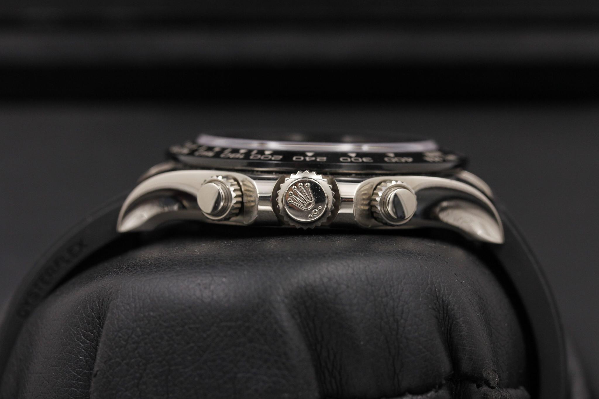Watch Image 3
