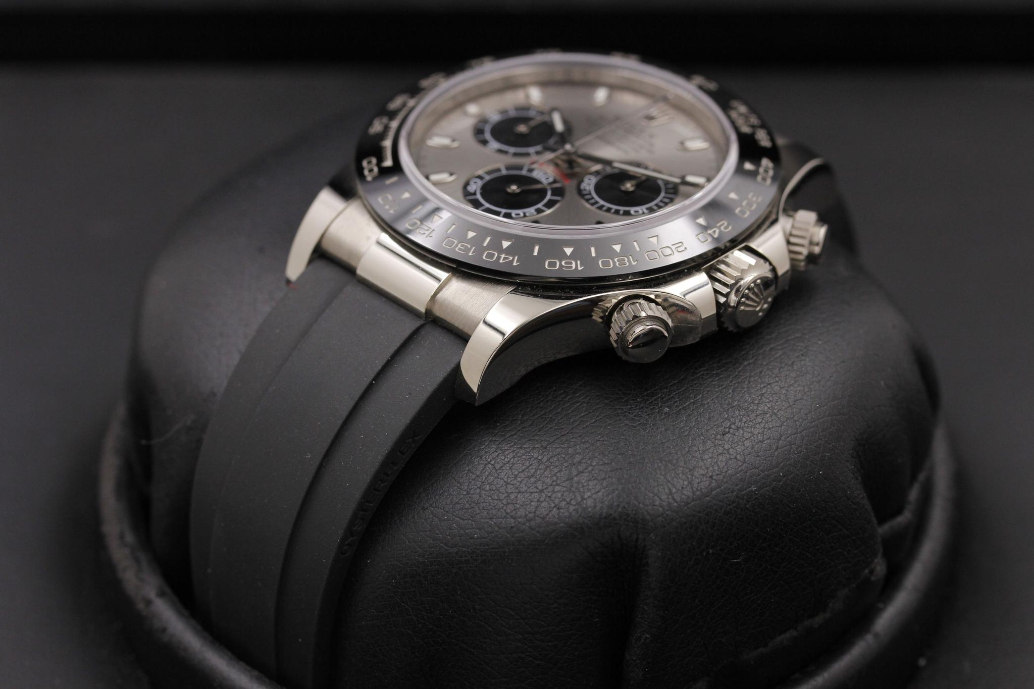 Watch Image 2