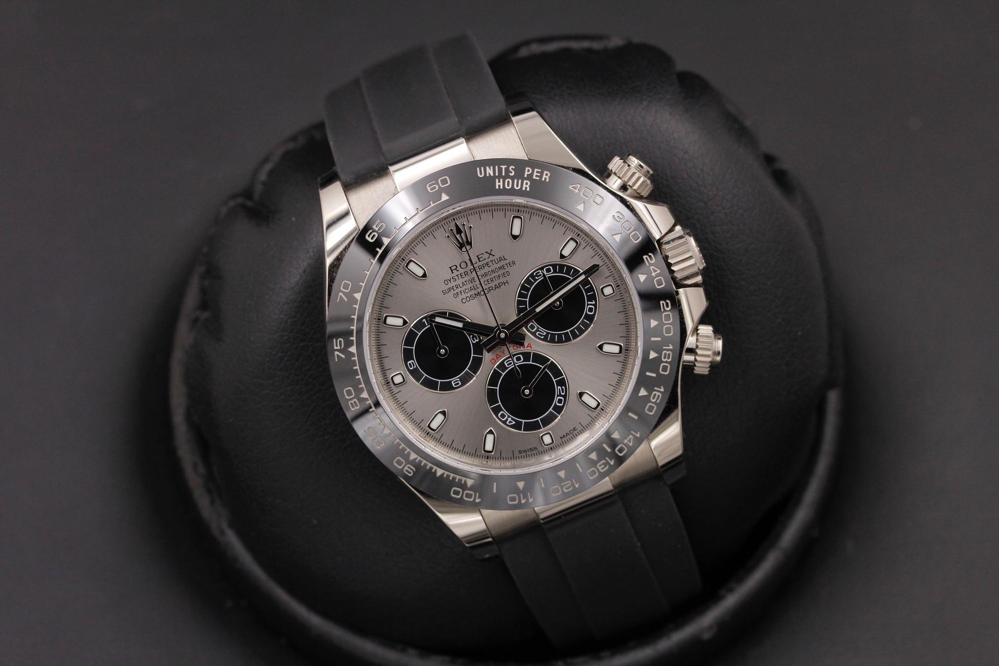 Watch Image 9