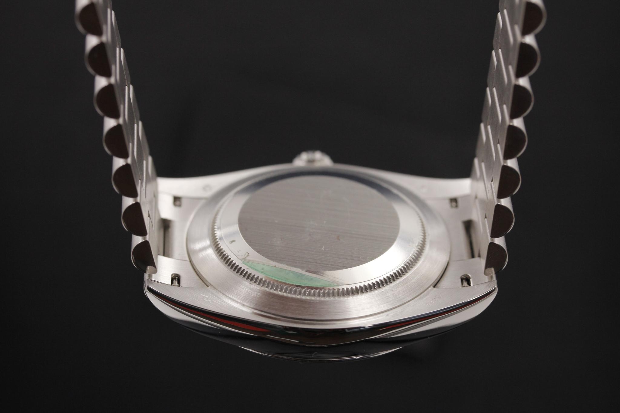 Watch Image 7