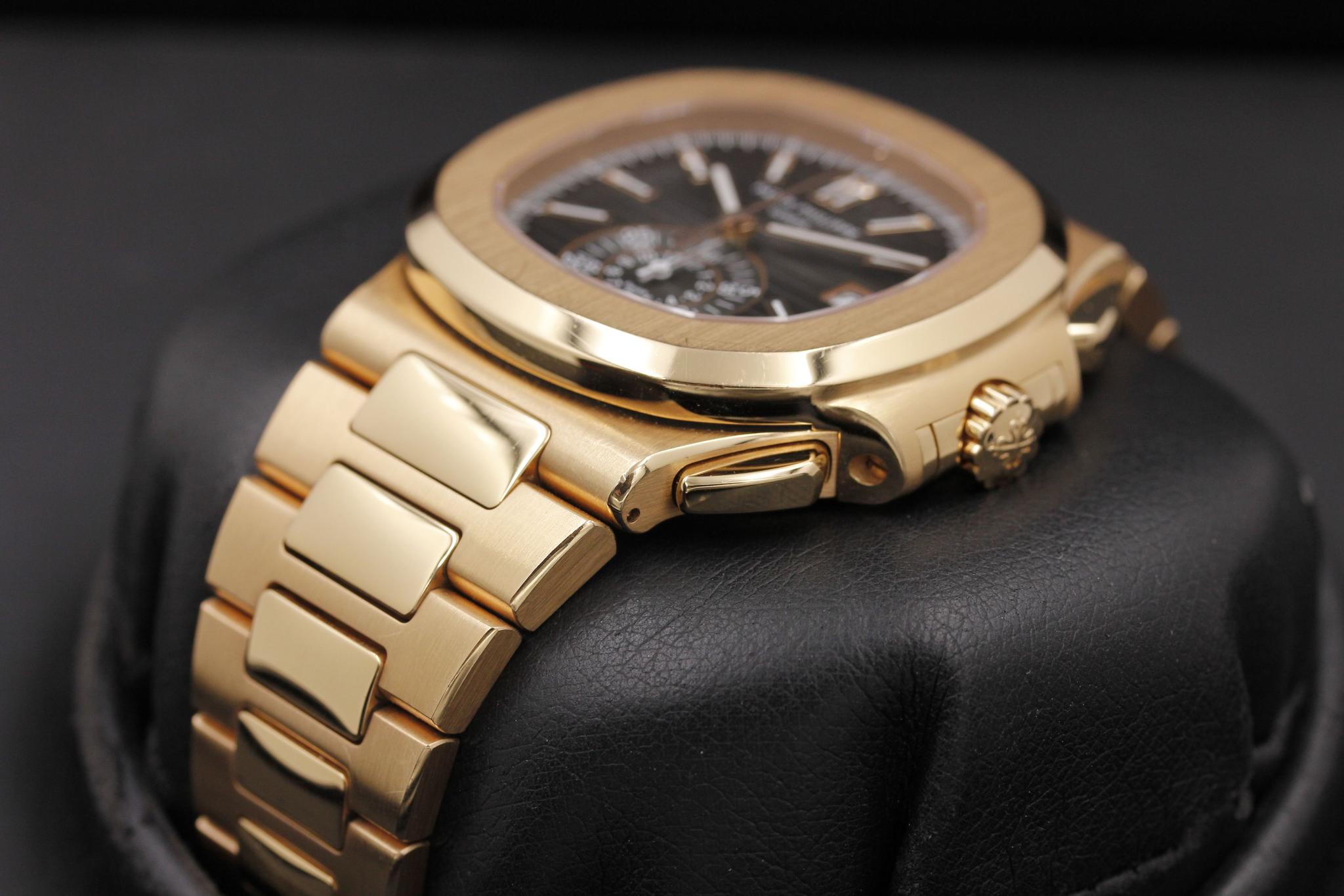 Watch Image 2