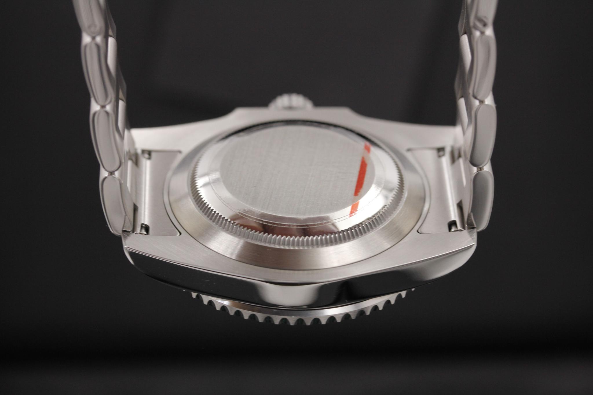 Watch Image 7