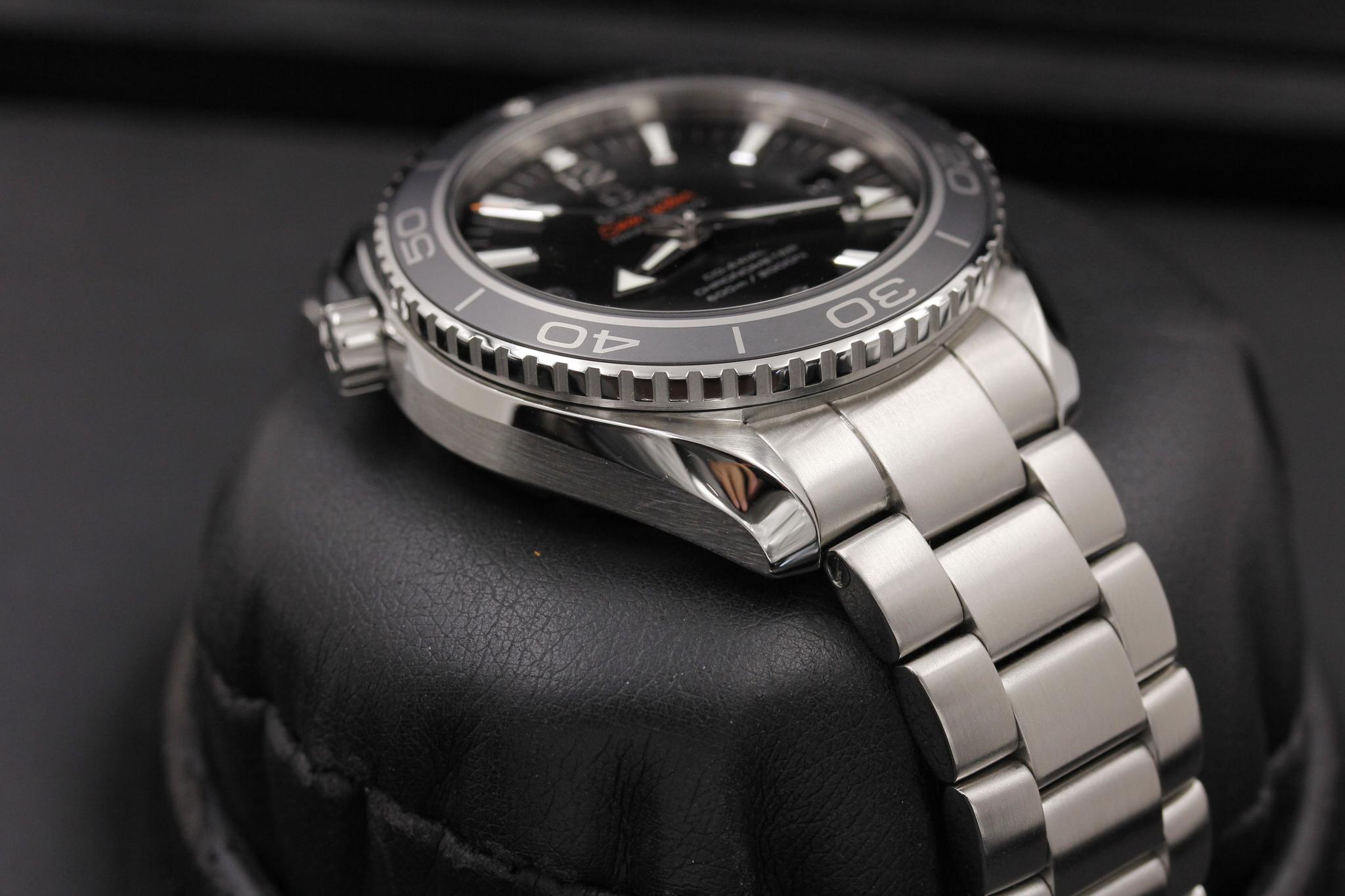 Watch Image 6