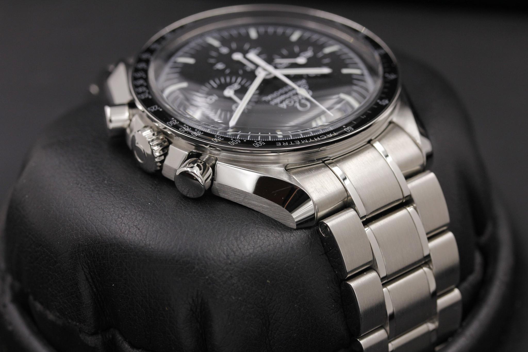 Watch Image 4