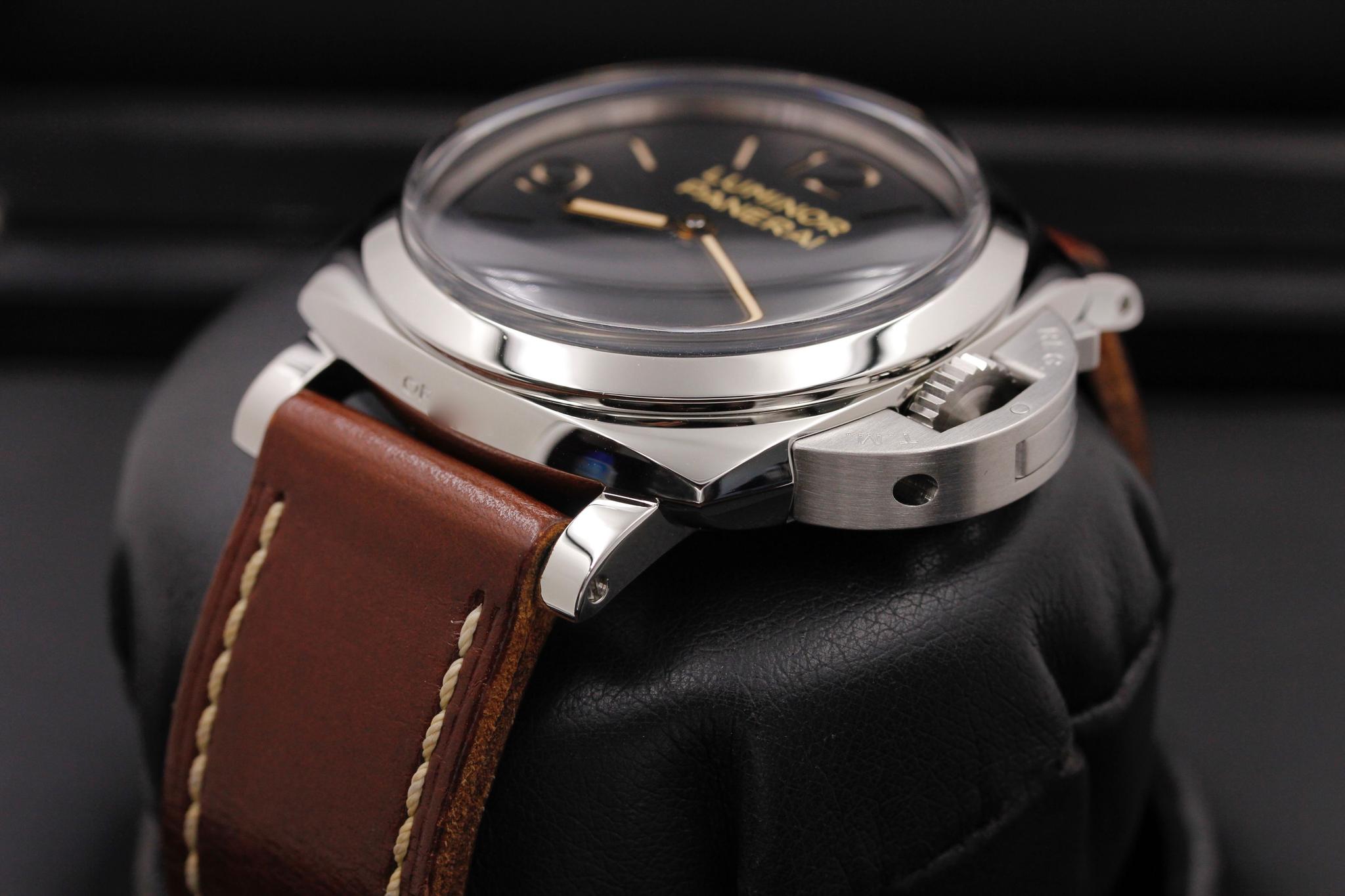 Watch Image 2