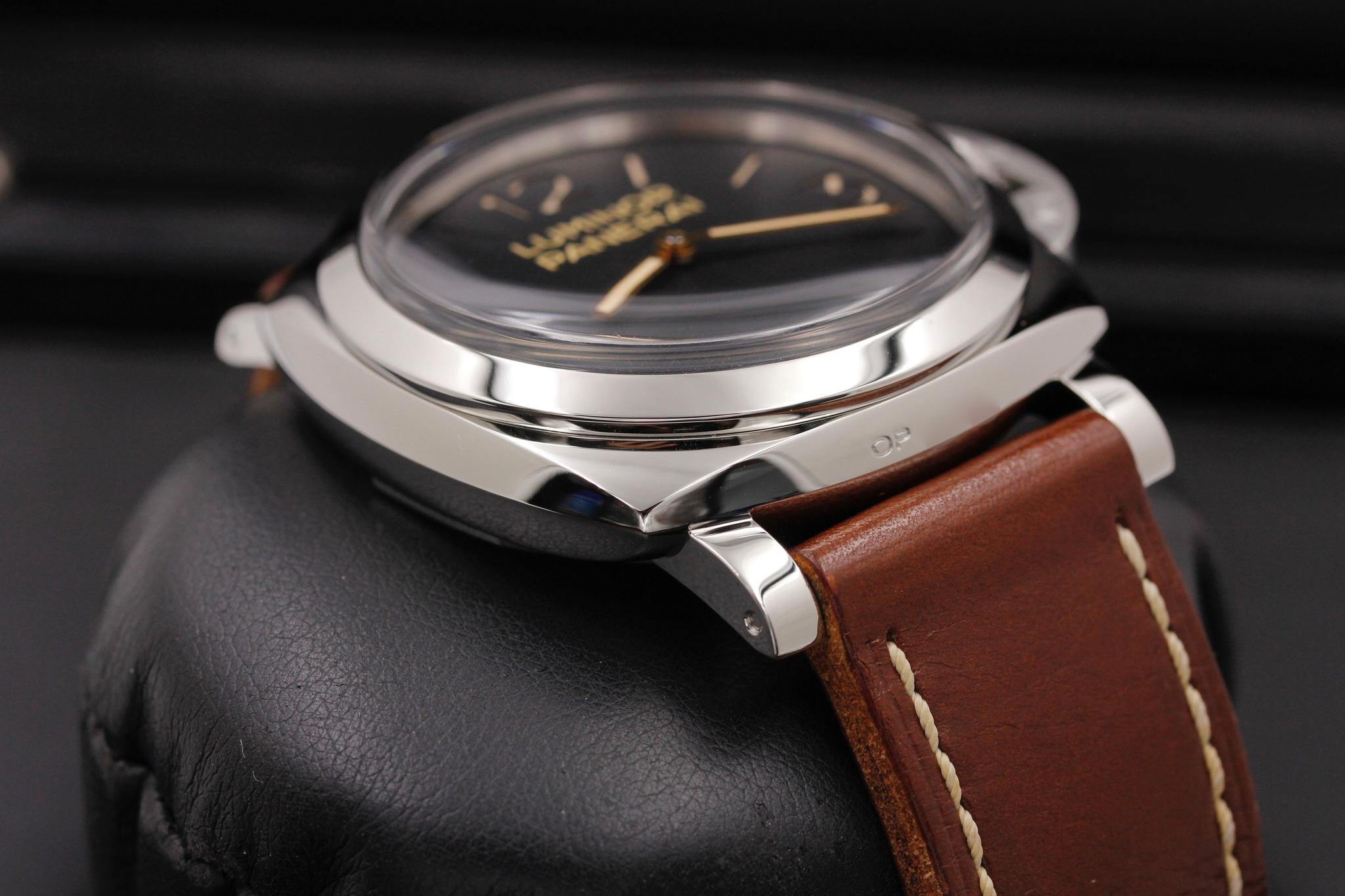 Watch Image 5