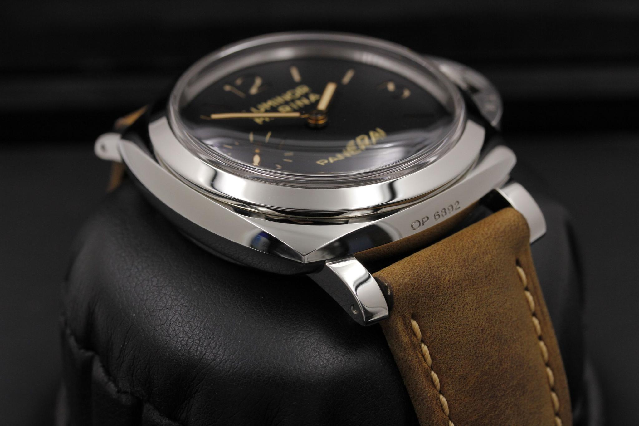 Watch Image 6