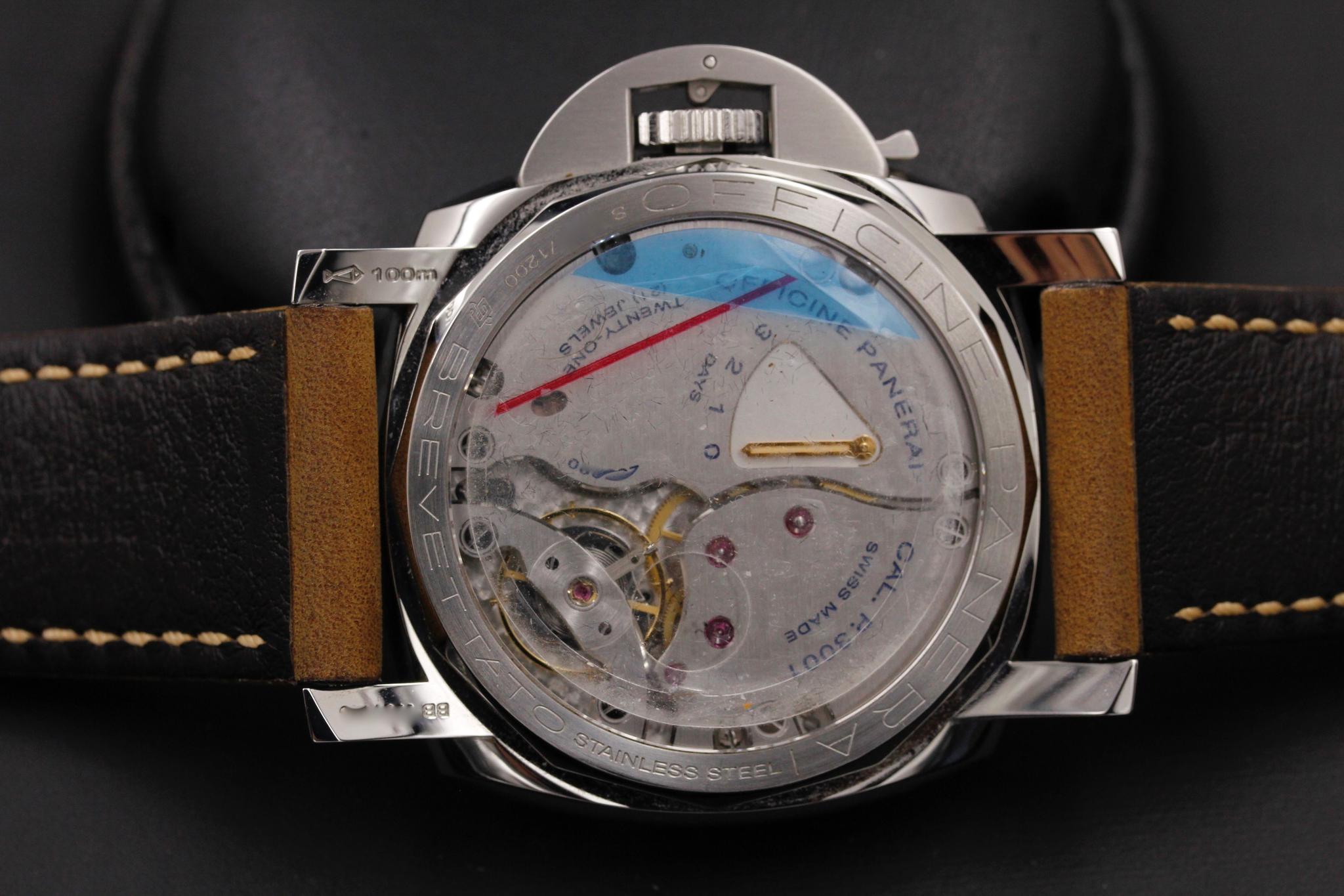 Watch Image 7