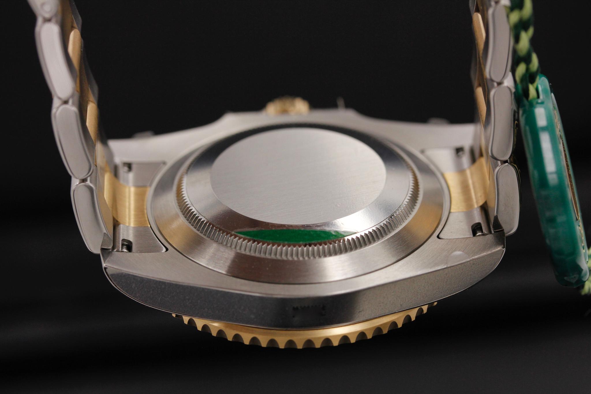Watch Image 7