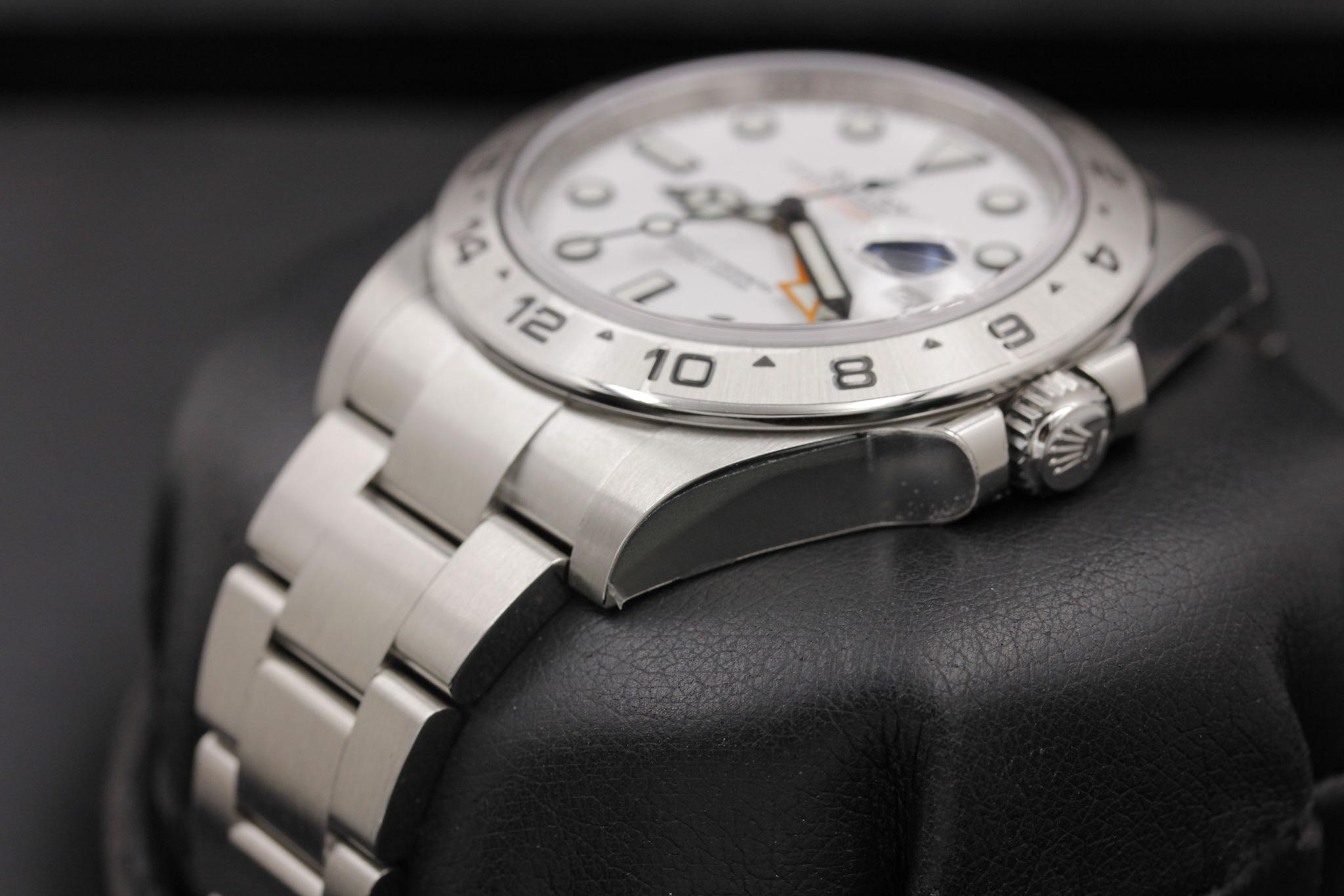 Watch Image 2
