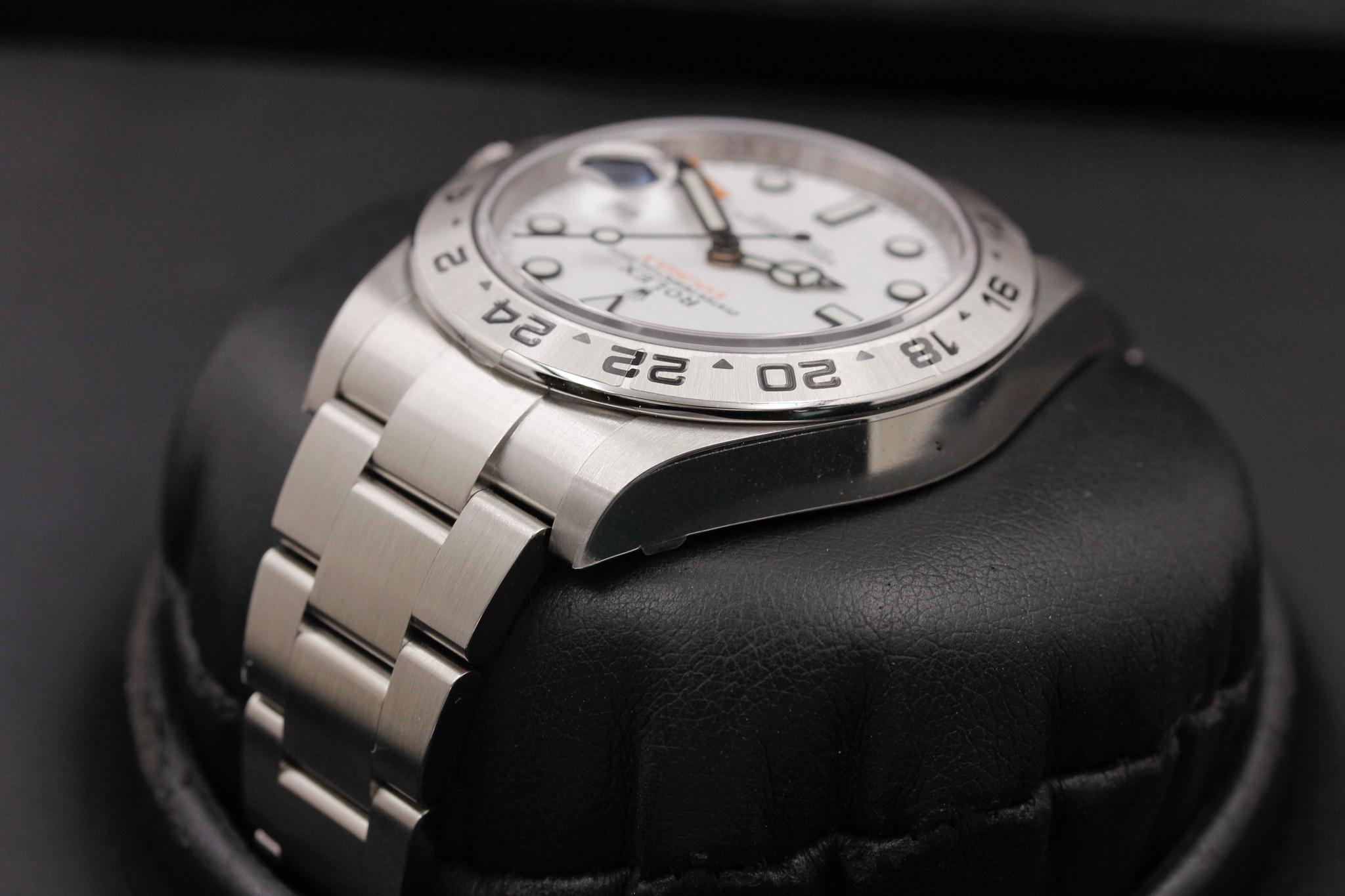 Watch Image 5