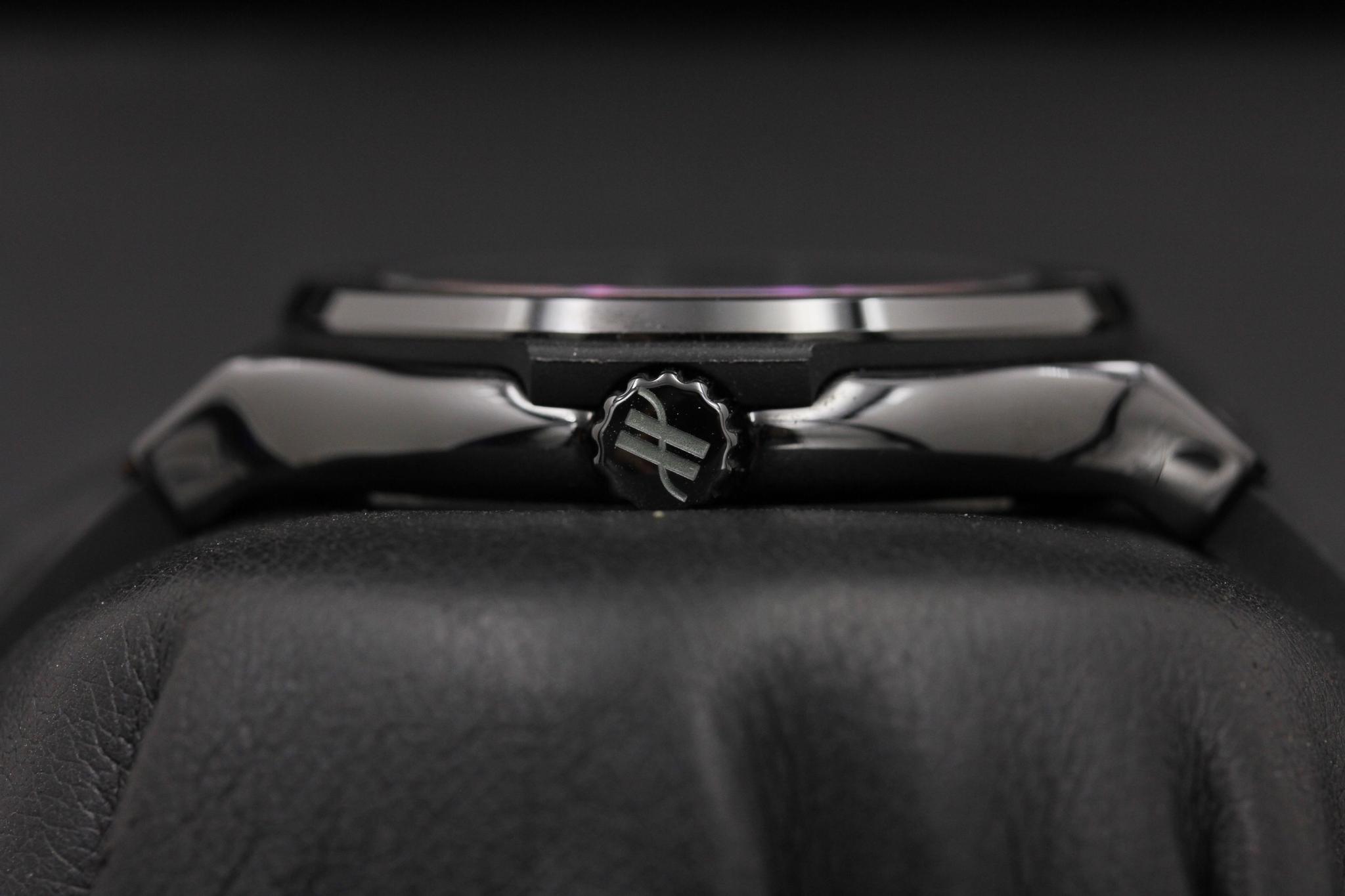 Watch Image 3