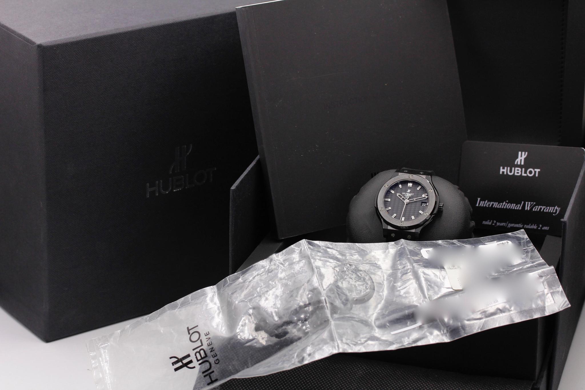 Watch Image 11