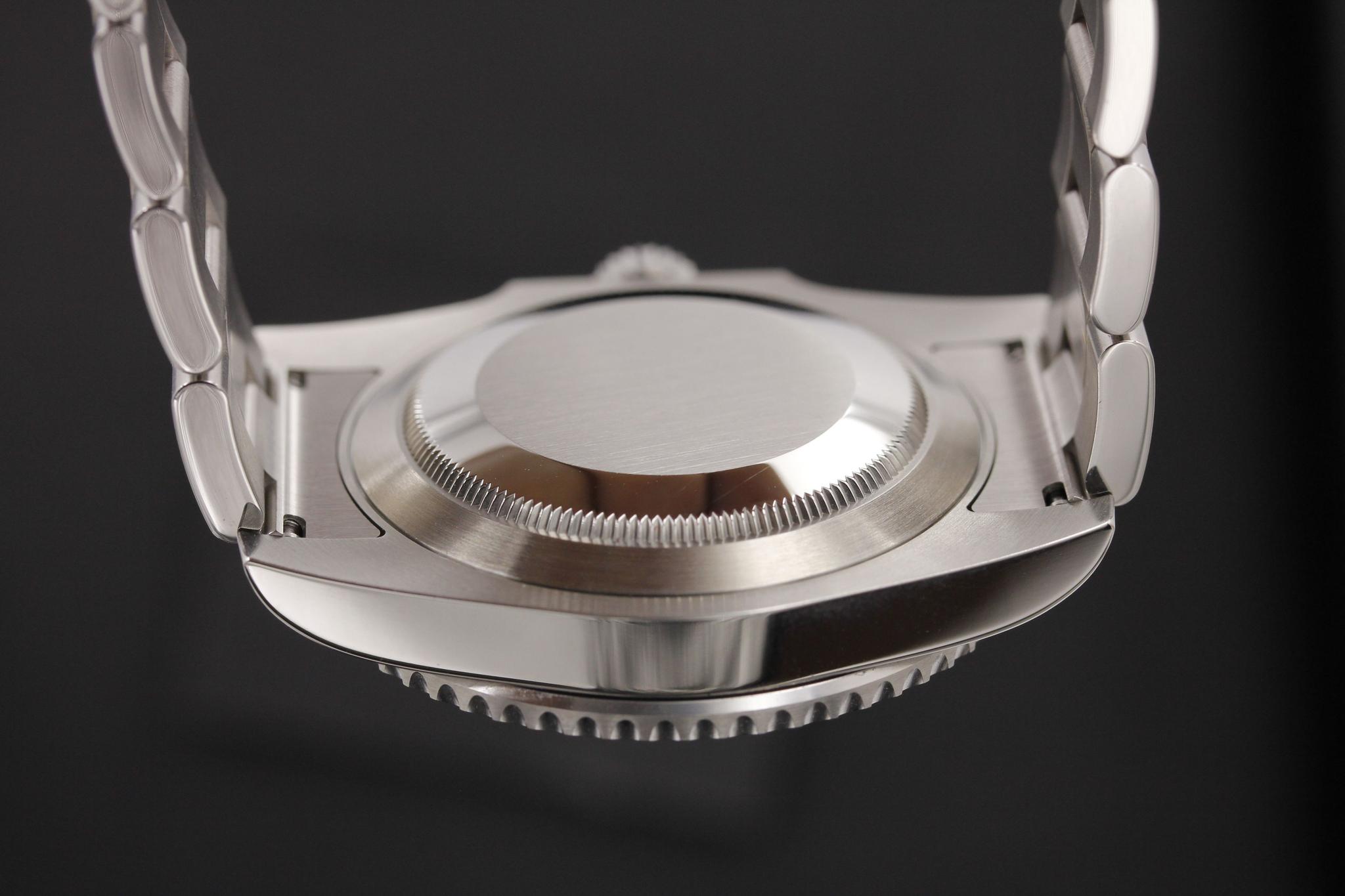 Watch Image 7