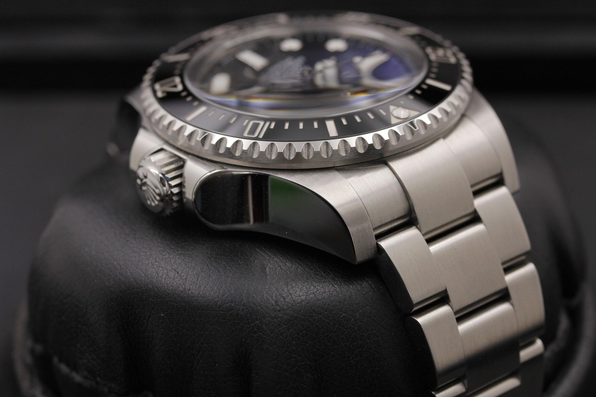 Watch Image 4